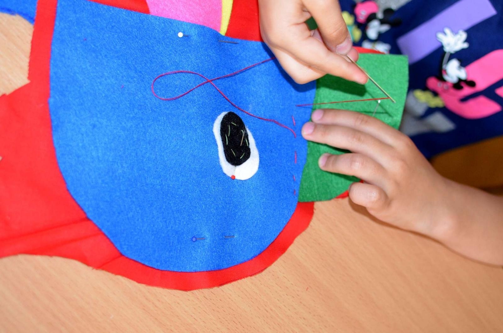 Zdjęcie w galerii na portalu naszraciborz.pl: EKOZABAWKA - warsztaty ręcznego szycia w RCK wiadomości z regionu