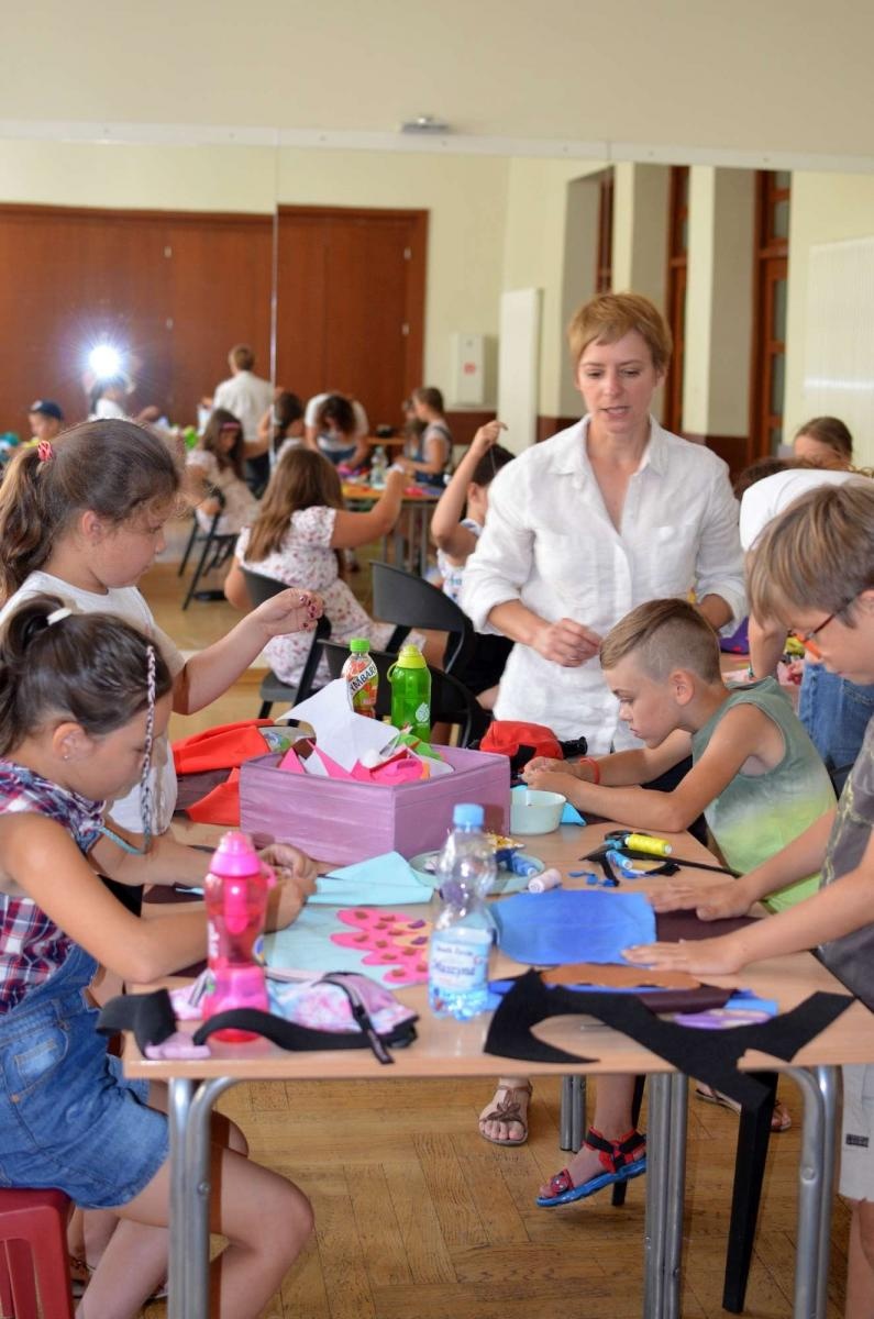 Zdjęcie w galerii na portalu naszraciborz.pl: EKOZABAWKA - warsztaty ręcznego szycia w RCK wiadomości z regionu