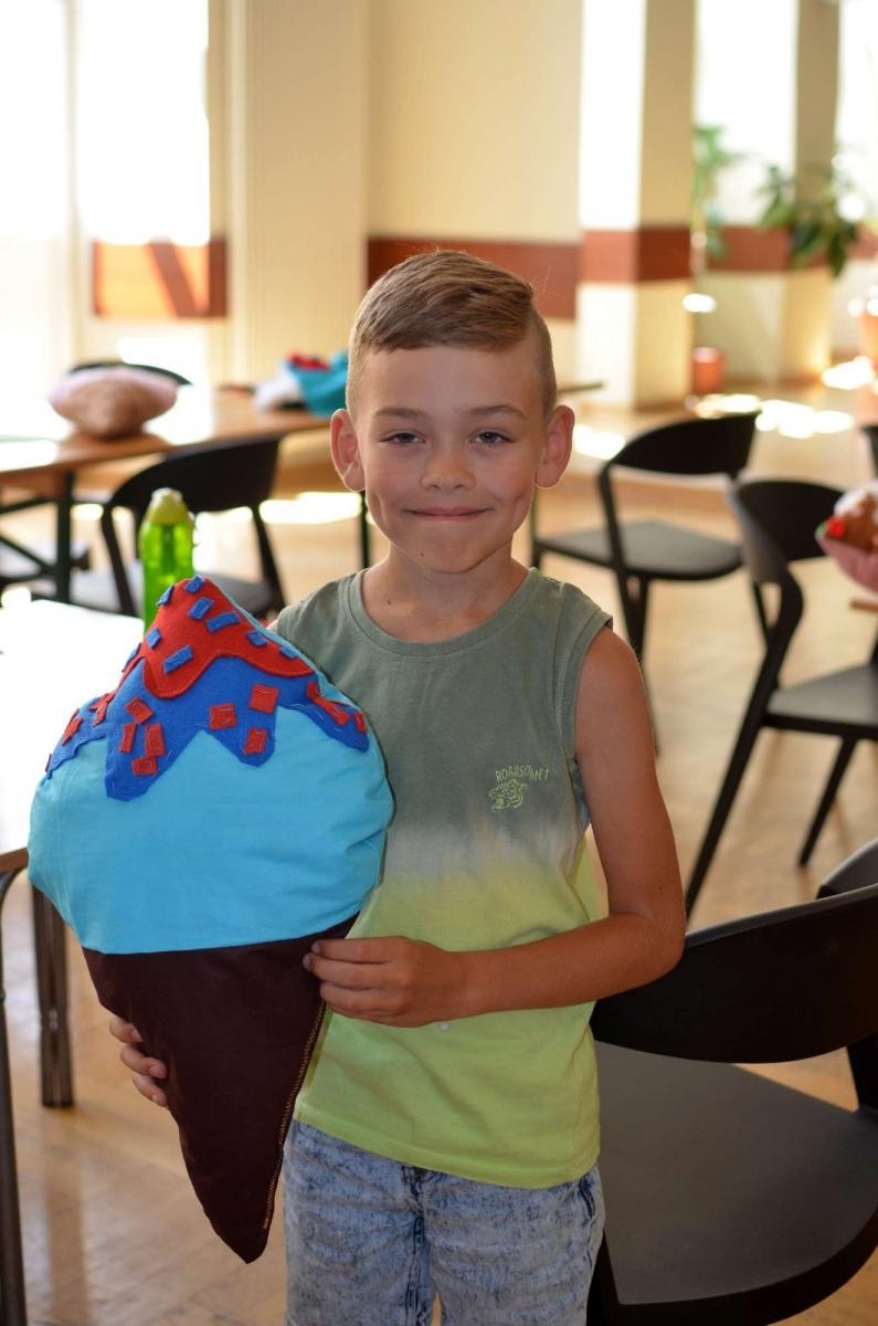 Zdjęcie w galerii na portalu naszraciborz.pl: EKOZABAWKA - warsztaty ręcznego szycia w RCK wiadomości z regionu