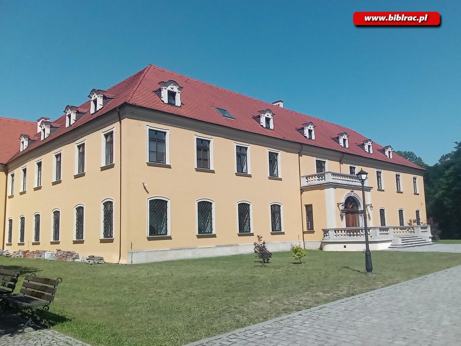 Zdjęcie w galerii na portalu naszraciborz.pl: Wakacje w powiecie w klasztornych murach wiadomości z regionu