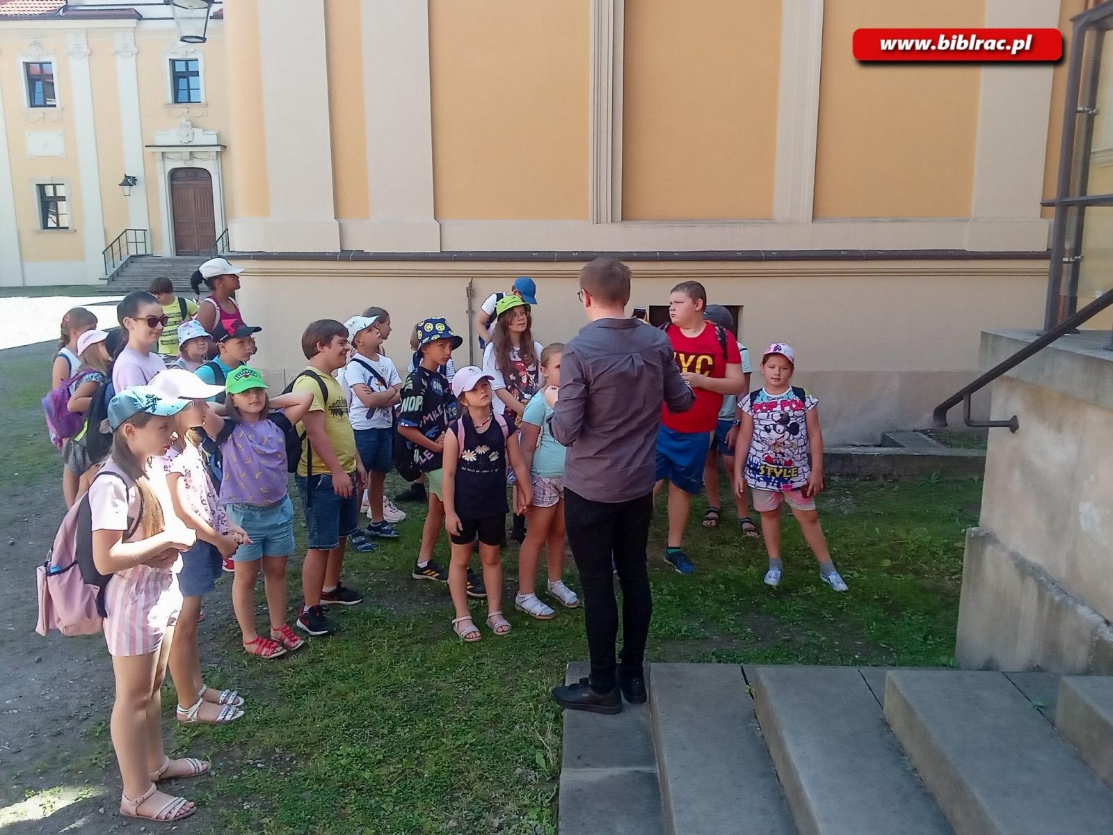 Zdjęcie w galerii na portalu naszraciborz.pl: Wakacje w powiecie w klasztornych murach wiadomości z regionu