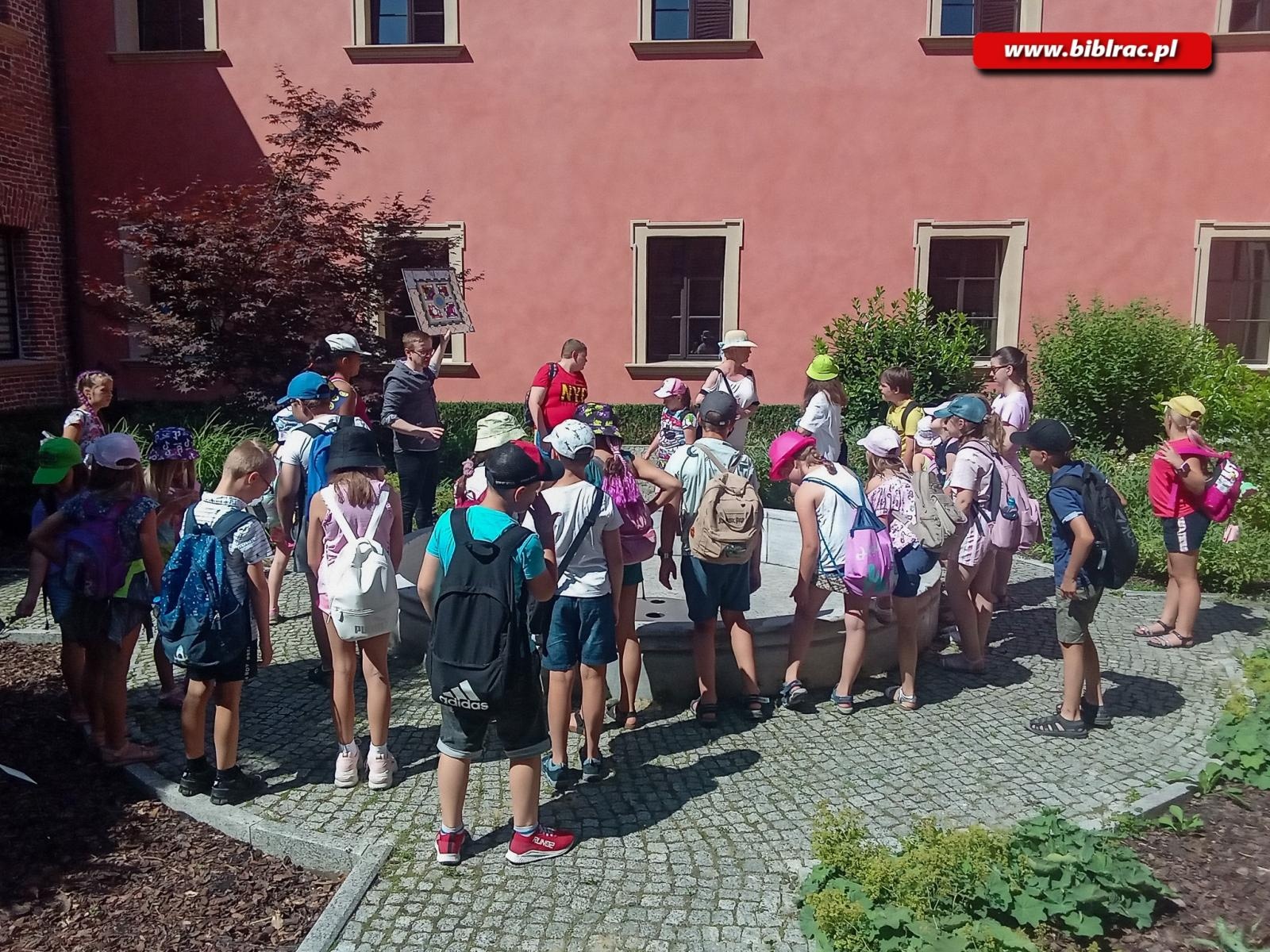 Zdjęcie w galerii na portalu naszraciborz.pl: Wakacje w powiecie w klasztornych murach wiadomości z regionu