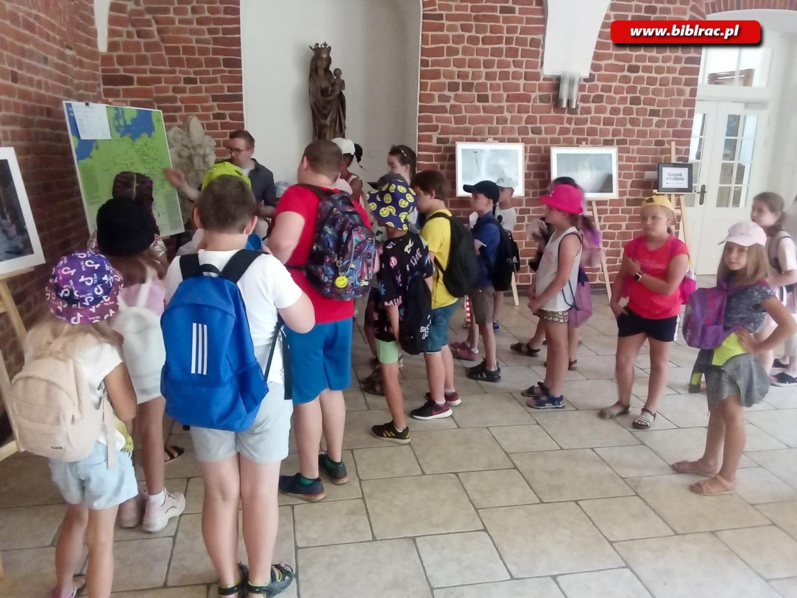 Zdjęcie w galerii na portalu naszraciborz.pl: Wakacje w powiecie w klasztornych murach wiadomości z regionu