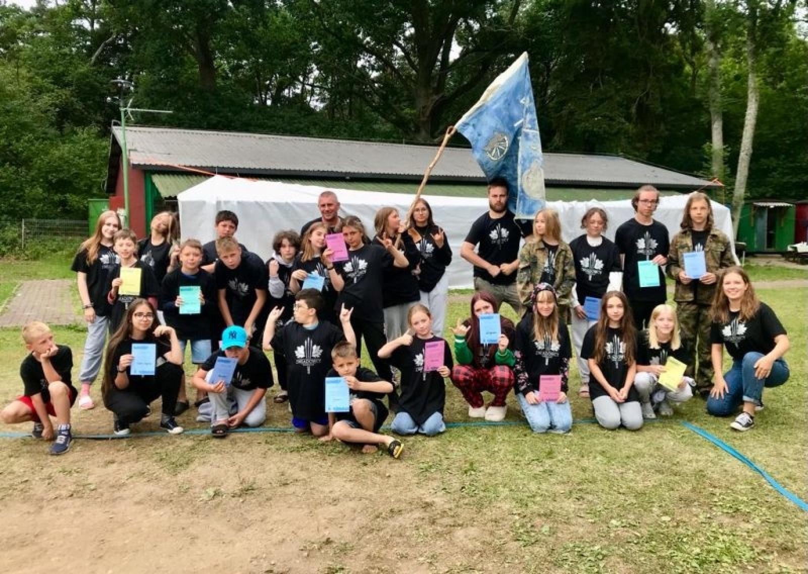 Zdjęcie w galerii na portalu naszraciborz.pl: Raciborscy zwiadowcy wypoczywają w Pleśnej wiadomości z regionu