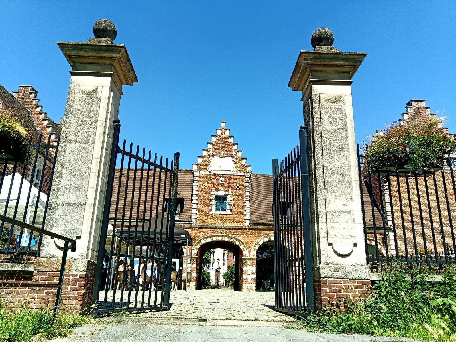 Zdjęcie w galerii na portalu naszraciborz.pl: Przyjaciele z Europy badają międzywojenną historię. Raciborzanie pojechali do Francji wiadomości z regionu