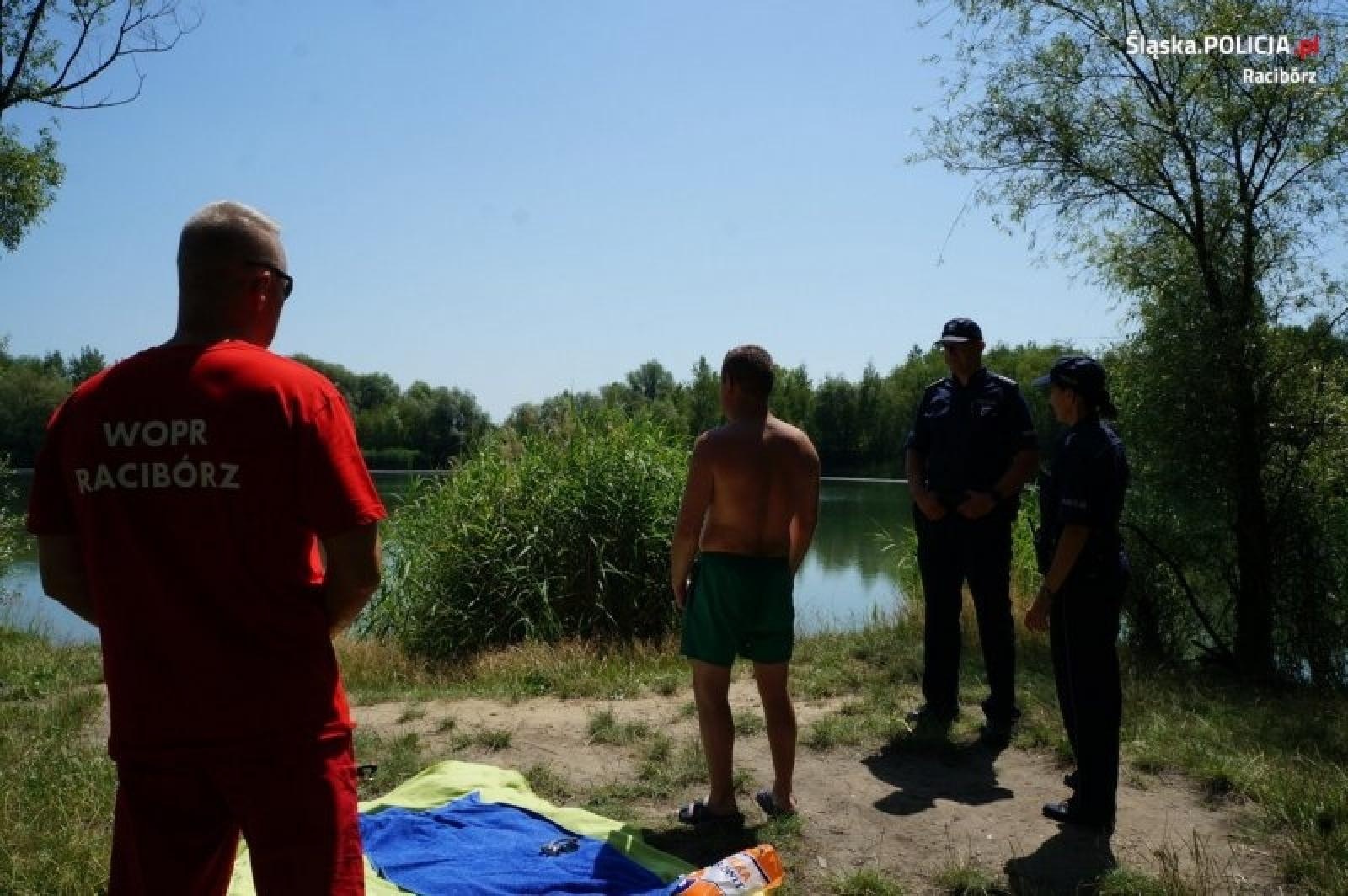 Zdjęcie w galerii na portalu naszraciborz.pl: Będzie więcej znaków zakazu i patroli na żwirowni wiadomości z regionu