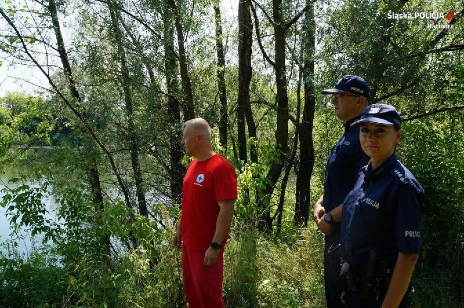Zdjęcie w galerii na portalu naszraciborz.pl: Będzie więcej znaków zakazu i patroli na żwirowni wiadomości z regionu