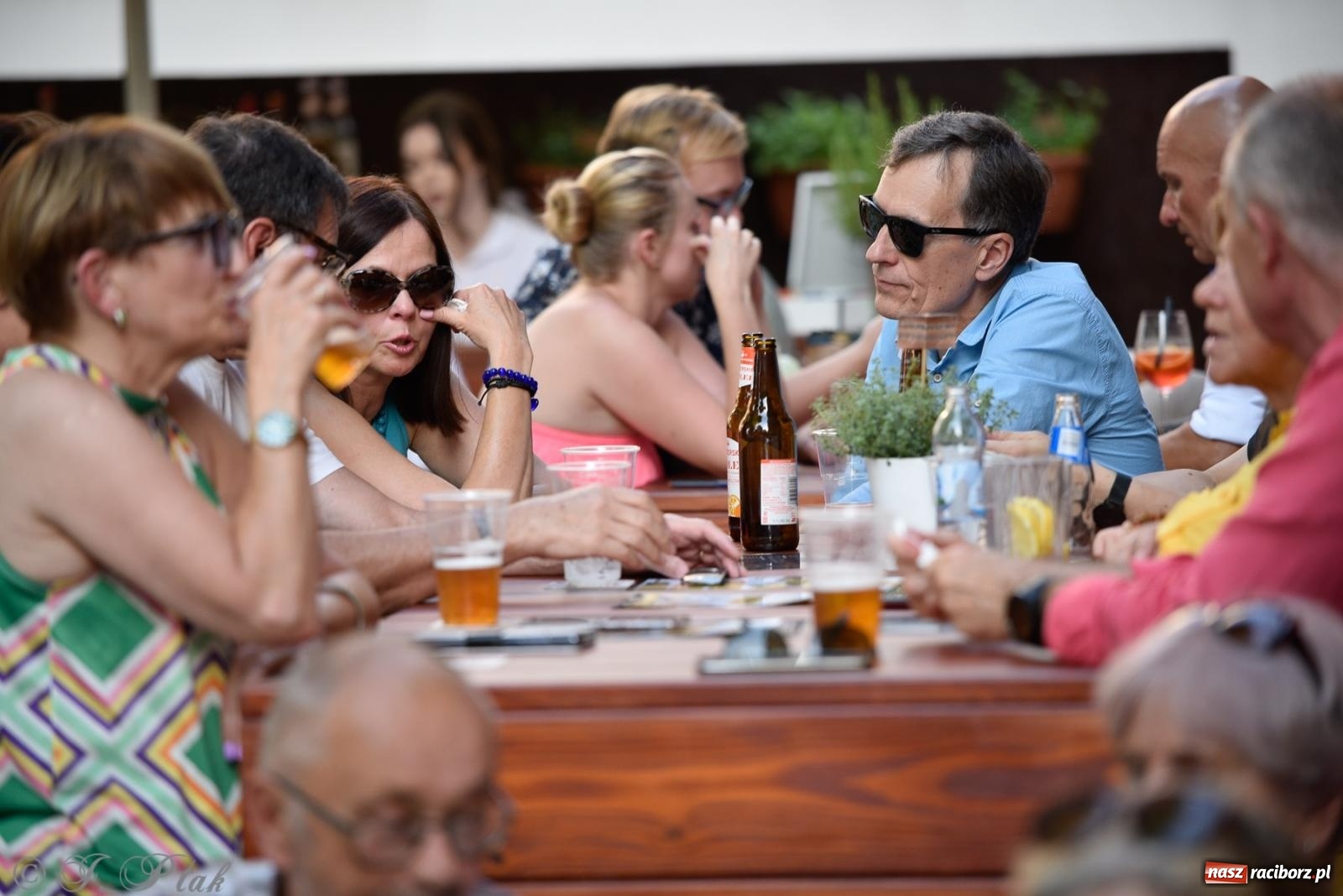 Zdjęcie w galerii na portalu naszraciborz.pl: Silesian Jazz Daughters zaśpiewały w ogródku Etiudy [FOTO i WIDEO] wiadomości z regionu