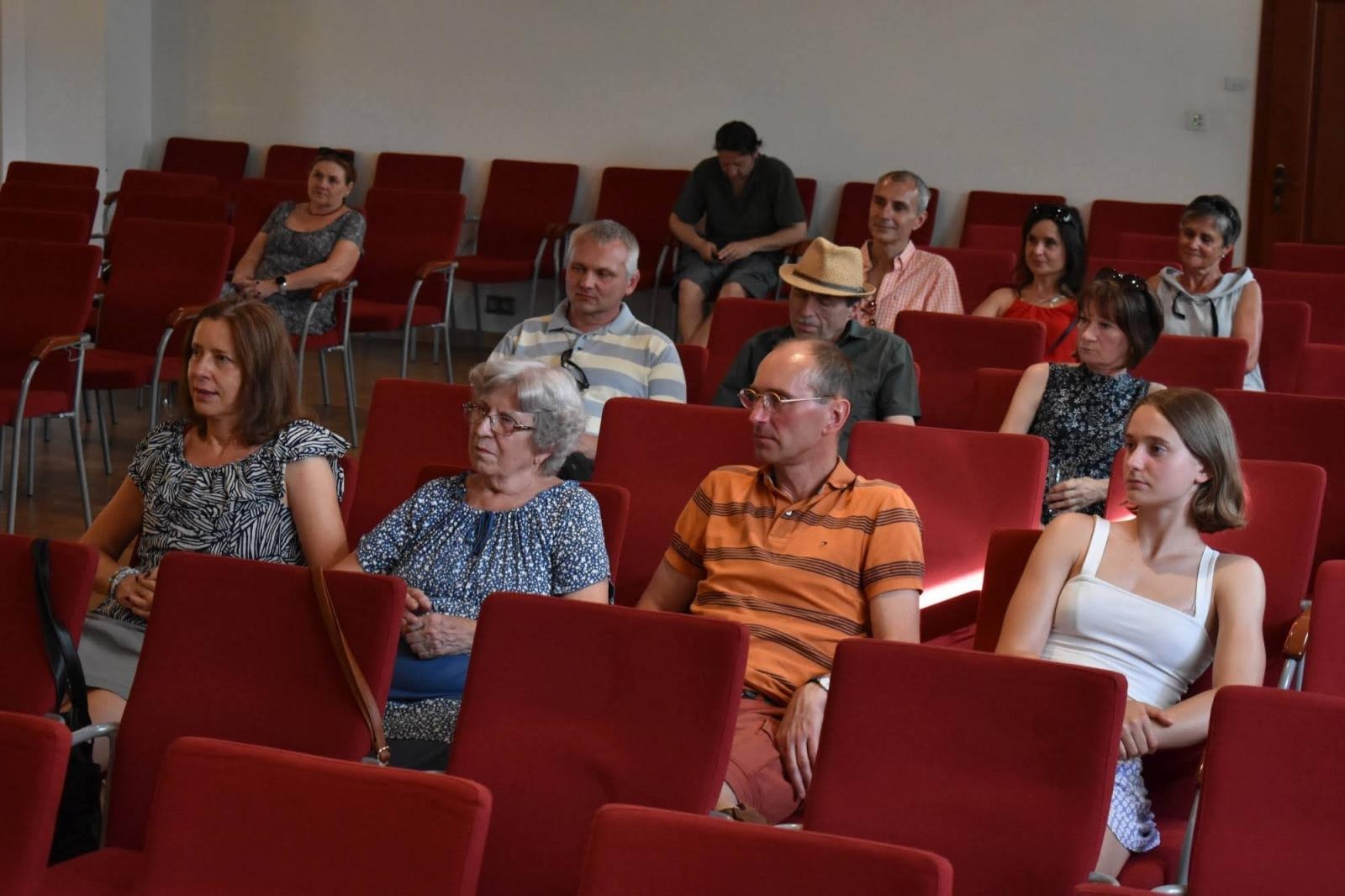 Zdjęcie w galerii na portalu naszraciborz.pl: Brzmienie bluesa wypełniło zamkowe wnętrza [FOTO] wiadomości z regionu