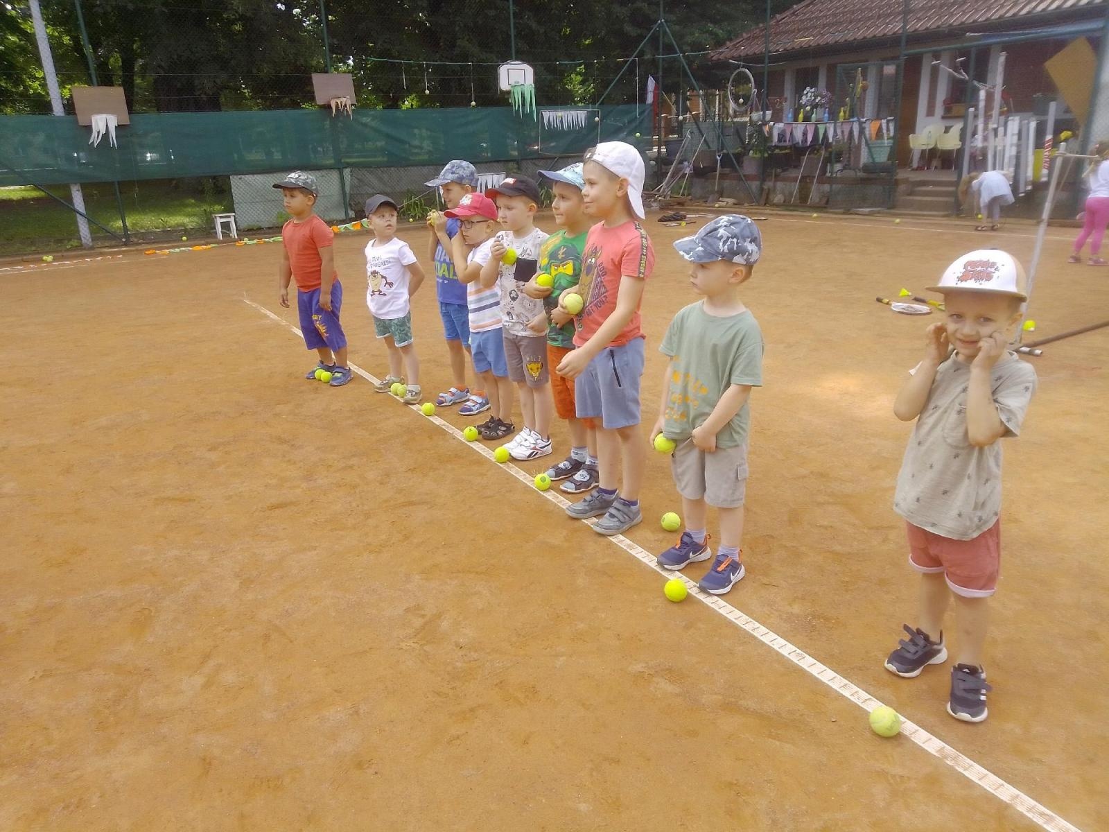 Zdjęcie w galerii na portalu naszraciborz.pl: Kto wie, może doczekamy się tenisowej gwiazdy na miarę Igi Świątek wiadomości z regionu