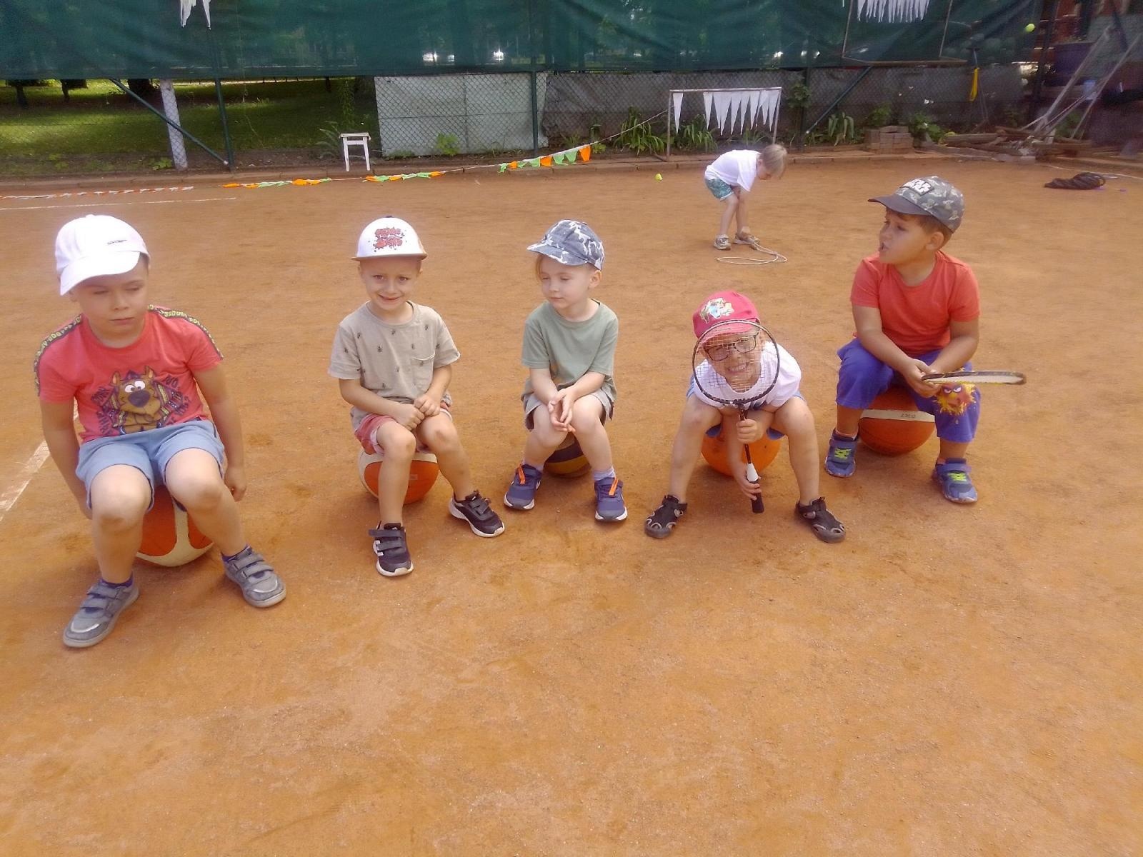 Zdjęcie w galerii na portalu naszraciborz.pl: Kto wie, może doczekamy się tenisowej gwiazdy na miarę Igi Świątek wiadomości z regionu