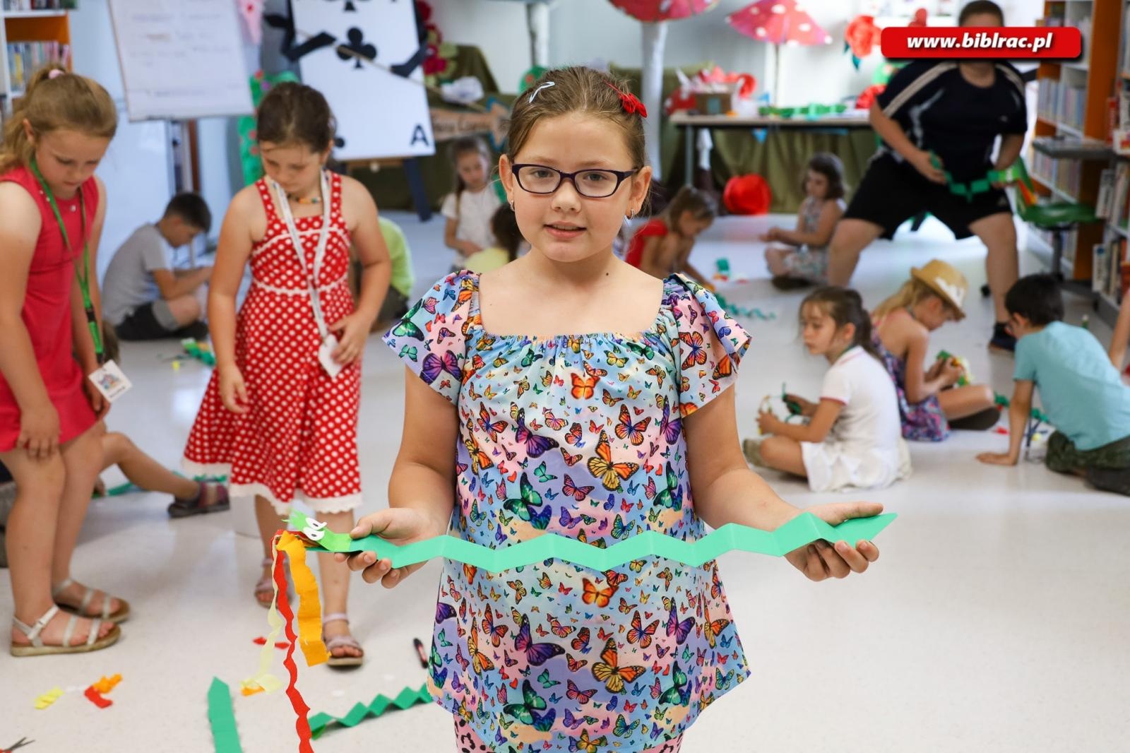 Zdjęcie w galerii na portalu naszraciborz.pl: Bajki polskie i litewskie wybrzmiały w kolejnym tygodniu Baśniowego Lata z Biblioteką wiadomości z regionu