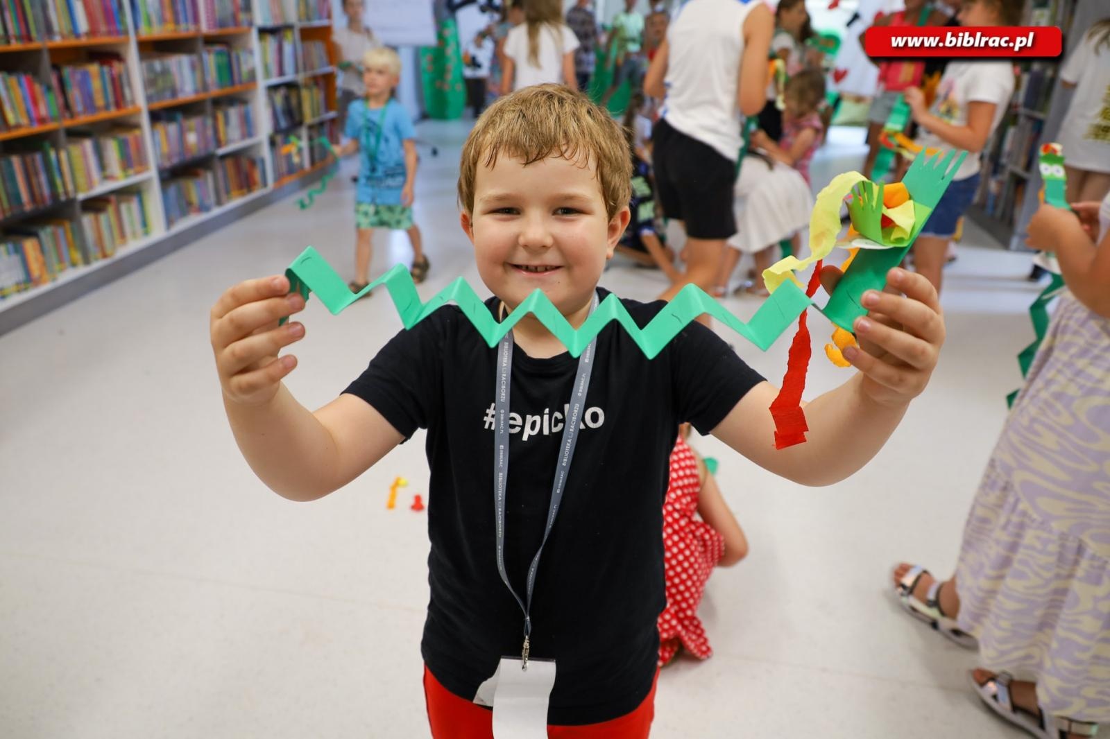 Zdjęcie w galerii na portalu naszraciborz.pl: Bajki polskie i litewskie wybrzmiały w kolejnym tygodniu Baśniowego Lata z Biblioteką wiadomości z regionu