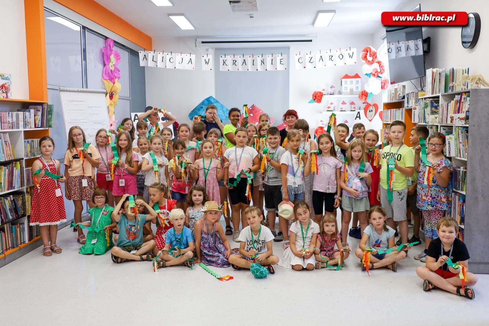Zdjęcie w galerii na portalu naszraciborz.pl: Bajki polskie i litewskie wybrzmiały w kolejnym tygodniu Baśniowego Lata z Biblioteką wiadomości z regionu
