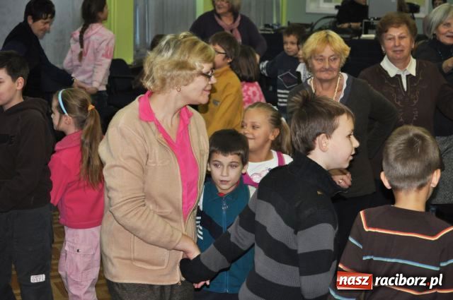 Zdjęcie w galerii na portalu naszraciborz.pl: Mikołajki z motocyklistami wiadomości z regionu