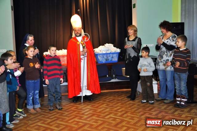 Zdjęcie w galerii na portalu naszraciborz.pl: Mikołajki z motocyklistami wiadomości z regionu