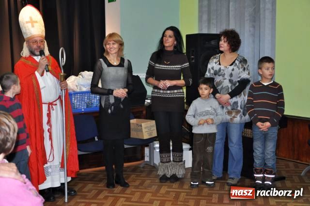 Zdjęcie w galerii na portalu naszraciborz.pl: Mikołajki z motocyklistami wiadomości z regionu