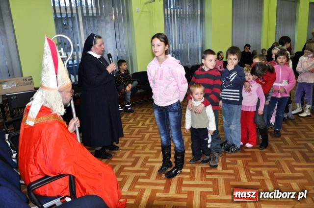 Zdjęcie w galerii na portalu naszraciborz.pl: Mikołajki z motocyklistami wiadomości z regionu