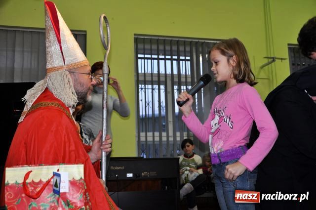 Zdjęcie w galerii na portalu naszraciborz.pl: Mikołajki z motocyklistami wiadomości z regionu