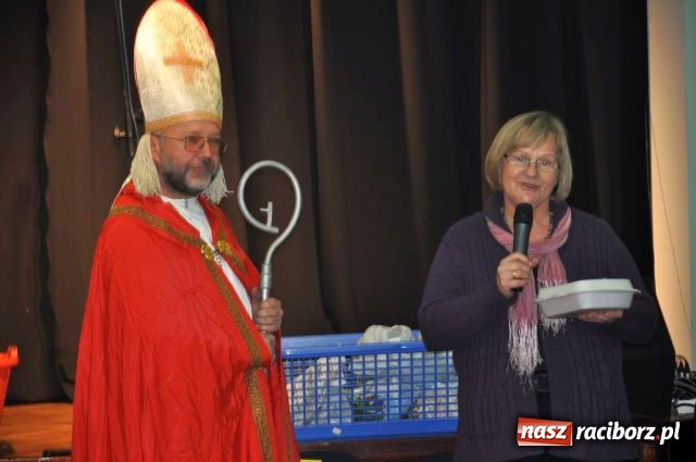 Zdjęcie w galerii na portalu naszraciborz.pl: Mikołajki z motocyklistami wiadomości z regionu