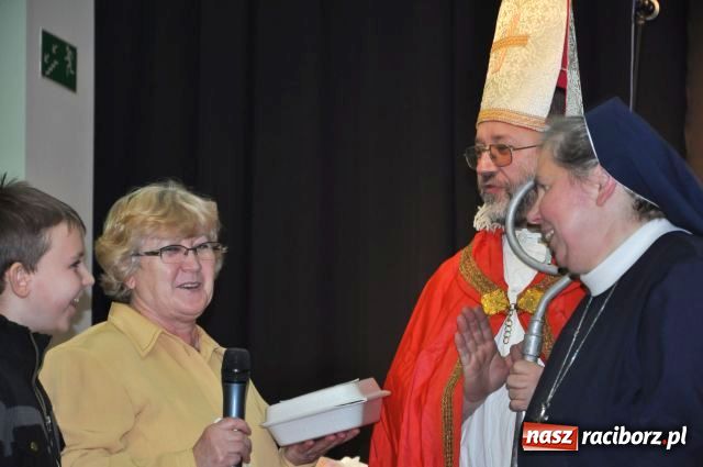 Zdjęcie w galerii na portalu naszraciborz.pl: Mikołajki z motocyklistami wiadomości z regionu