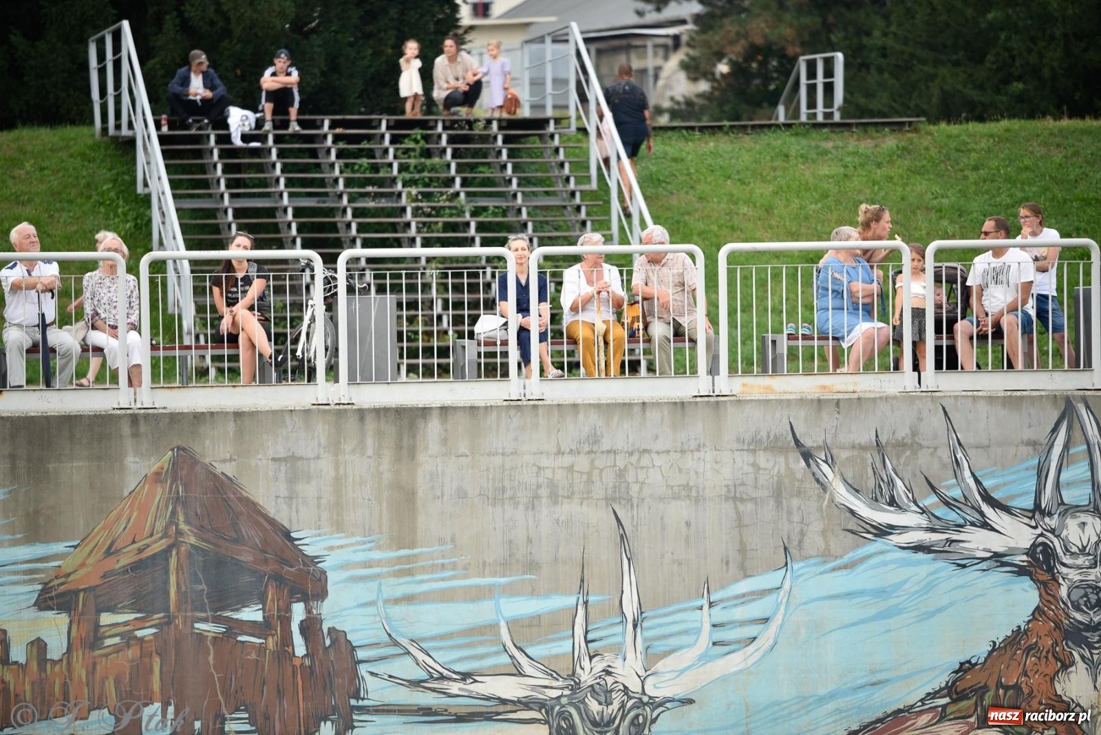 Zdjęcie w galerii na portalu naszraciborz.pl: Letnie koncerty na Bulwarach Nadodrzańskich - Elara Classic Trio wiadomości z regionu