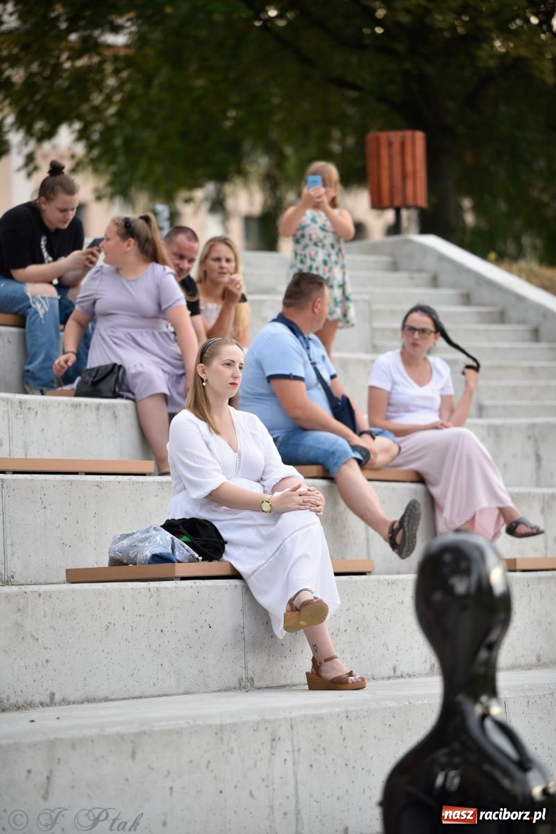 Zdjęcie w galerii na portalu naszraciborz.pl: Letnie koncerty na Bulwarach Nadodrzańskich - Elara Classic Trio wiadomości z regionu