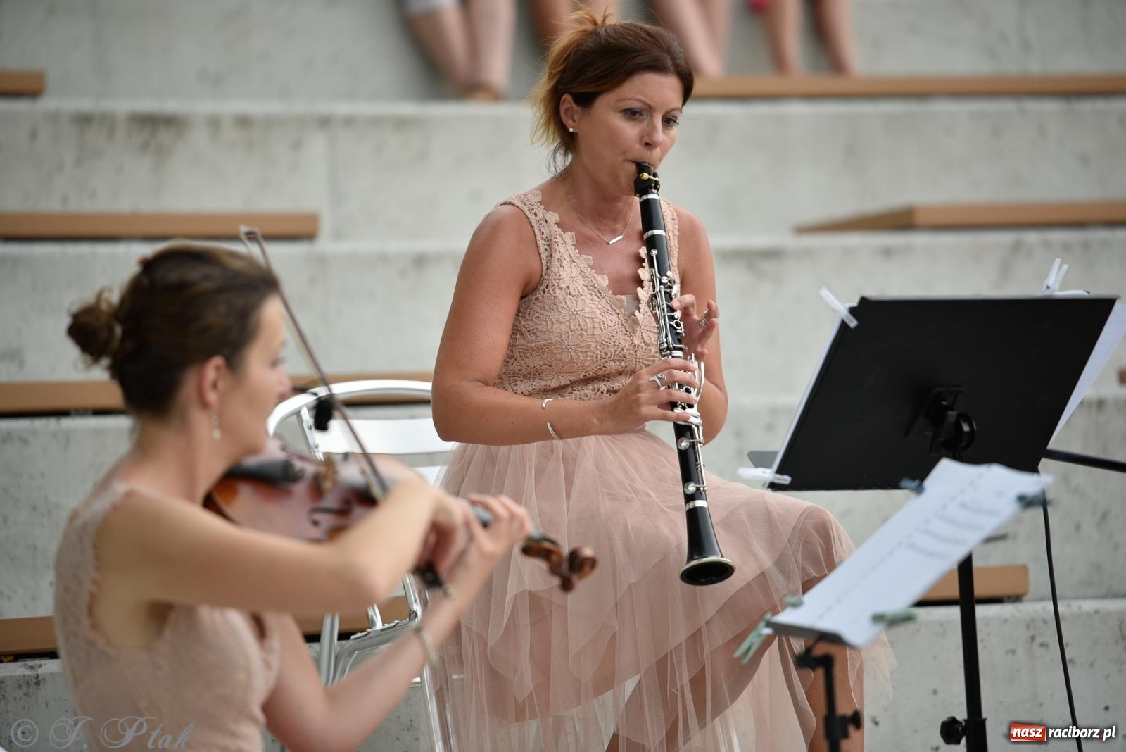 Zdjęcie w galerii na portalu naszraciborz.pl: Letnie koncerty na Bulwarach Nadodrzańskich - Elara Classic Trio wiadomości z regionu