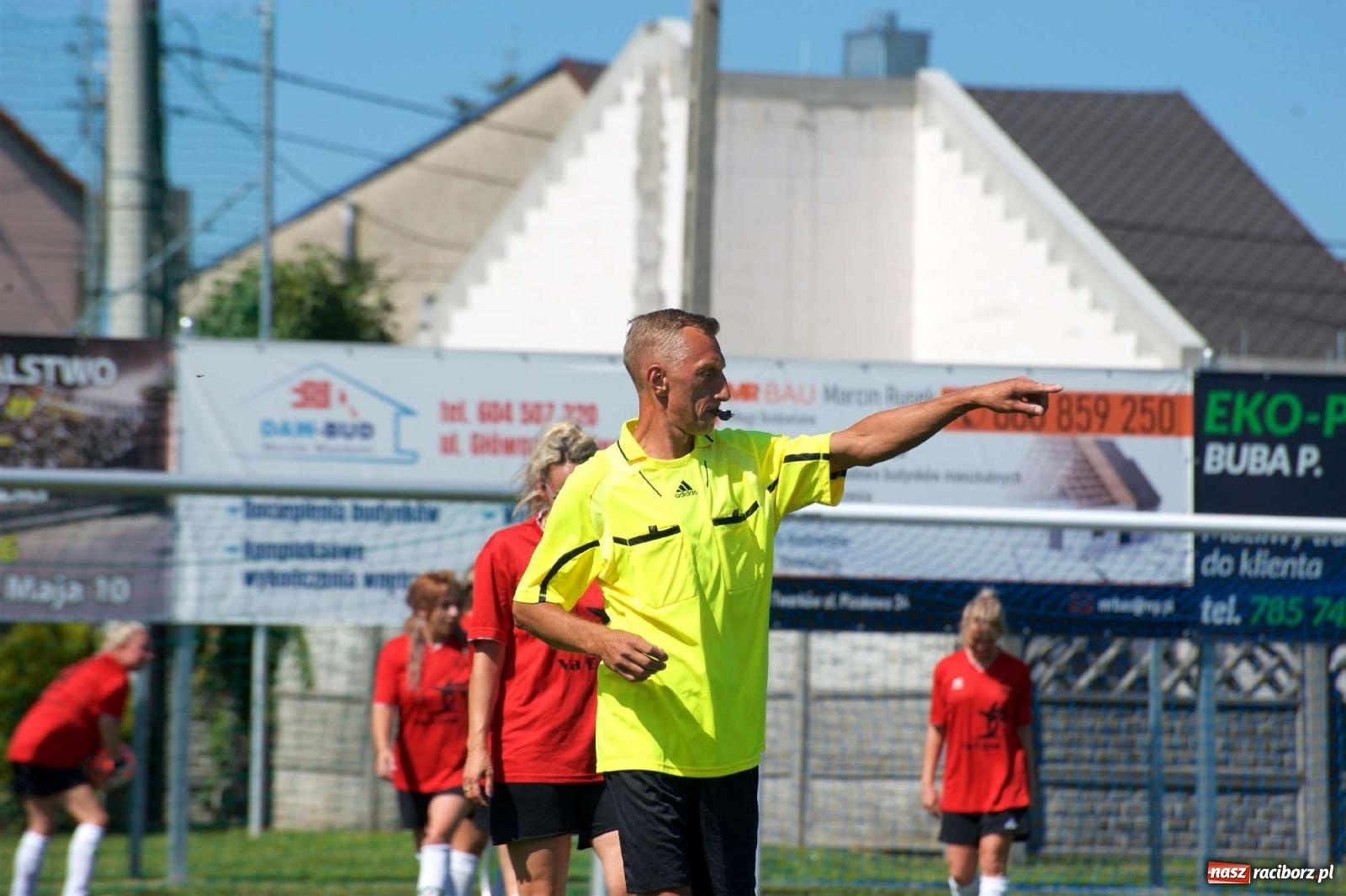 Zdjęcie w galerii na portalu naszraciborz.pl: Mutry kontra mamuśki - pełna emocji rywalizacja o puchar sołtysa w Tworkowie [FOTO] wiadomości z regionu