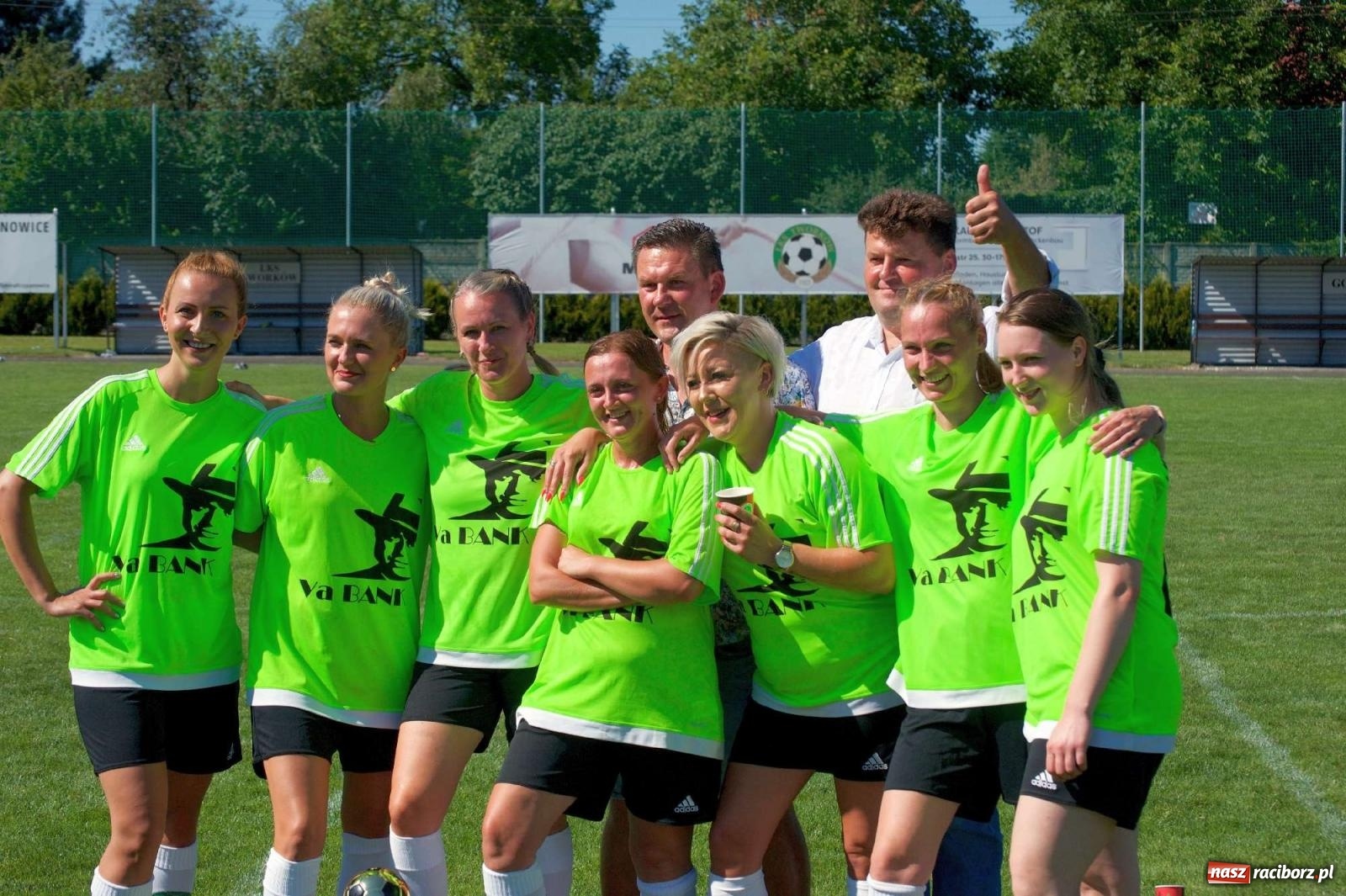 Zdjęcie w galerii na portalu naszraciborz.pl: Mutry kontra mamuśki - pełna emocji rywalizacja o puchar sołtysa w Tworkowie [FOTO] wiadomości z regionu