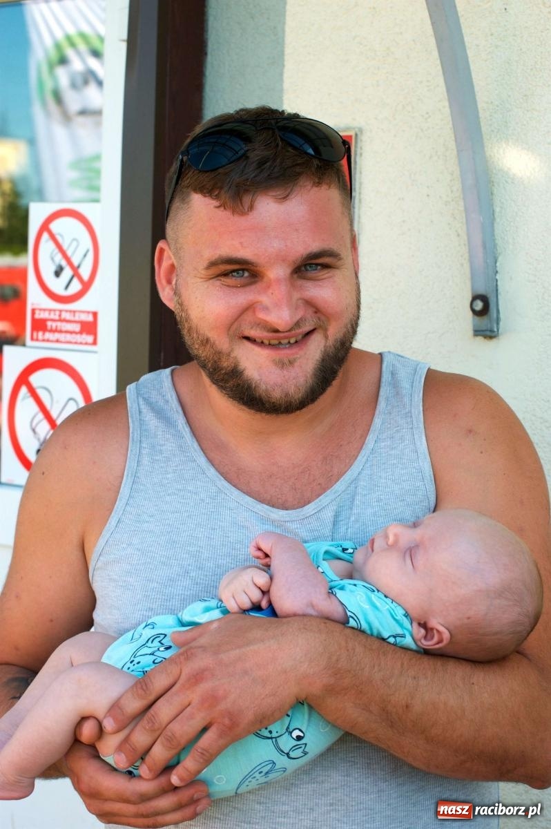 Zdjęcie w galerii na portalu naszraciborz.pl: Mutry kontra mamuśki - pełna emocji rywalizacja o puchar sołtysa w Tworkowie [FOTO] wiadomości z regionu