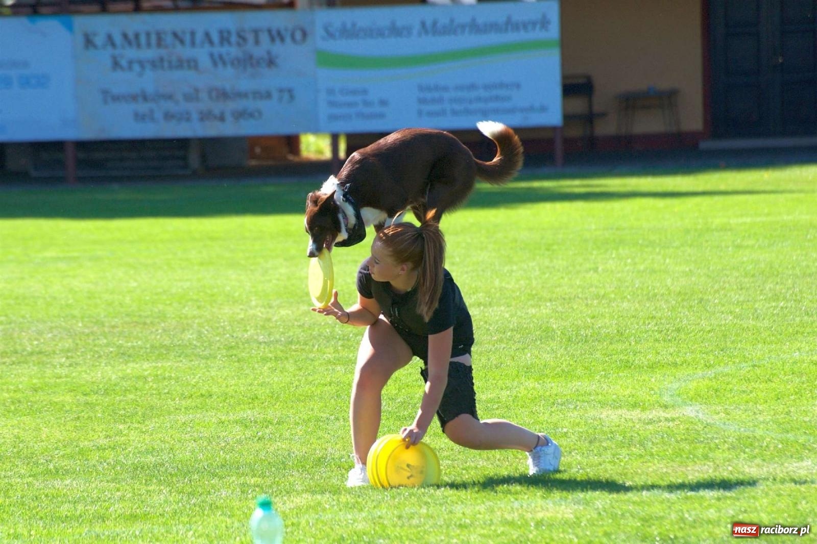 Zdjęcie w galerii na portalu naszraciborz.pl: Mutry kontra mamuśki - pełna emocji rywalizacja o puchar sołtysa w Tworkowie [FOTO] wiadomości z regionu