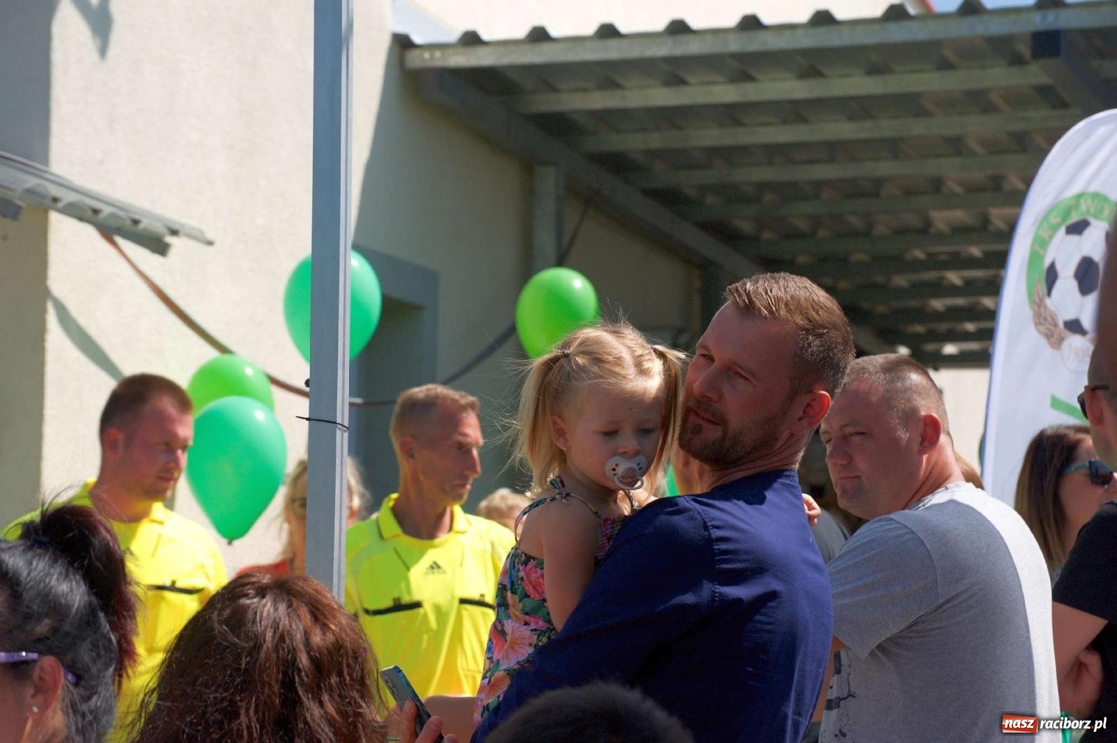 Zdjęcie w galerii na portalu naszraciborz.pl: Mutry kontra mamuśki - pełna emocji rywalizacja o puchar sołtysa w Tworkowie [FOTO] wiadomości z regionu