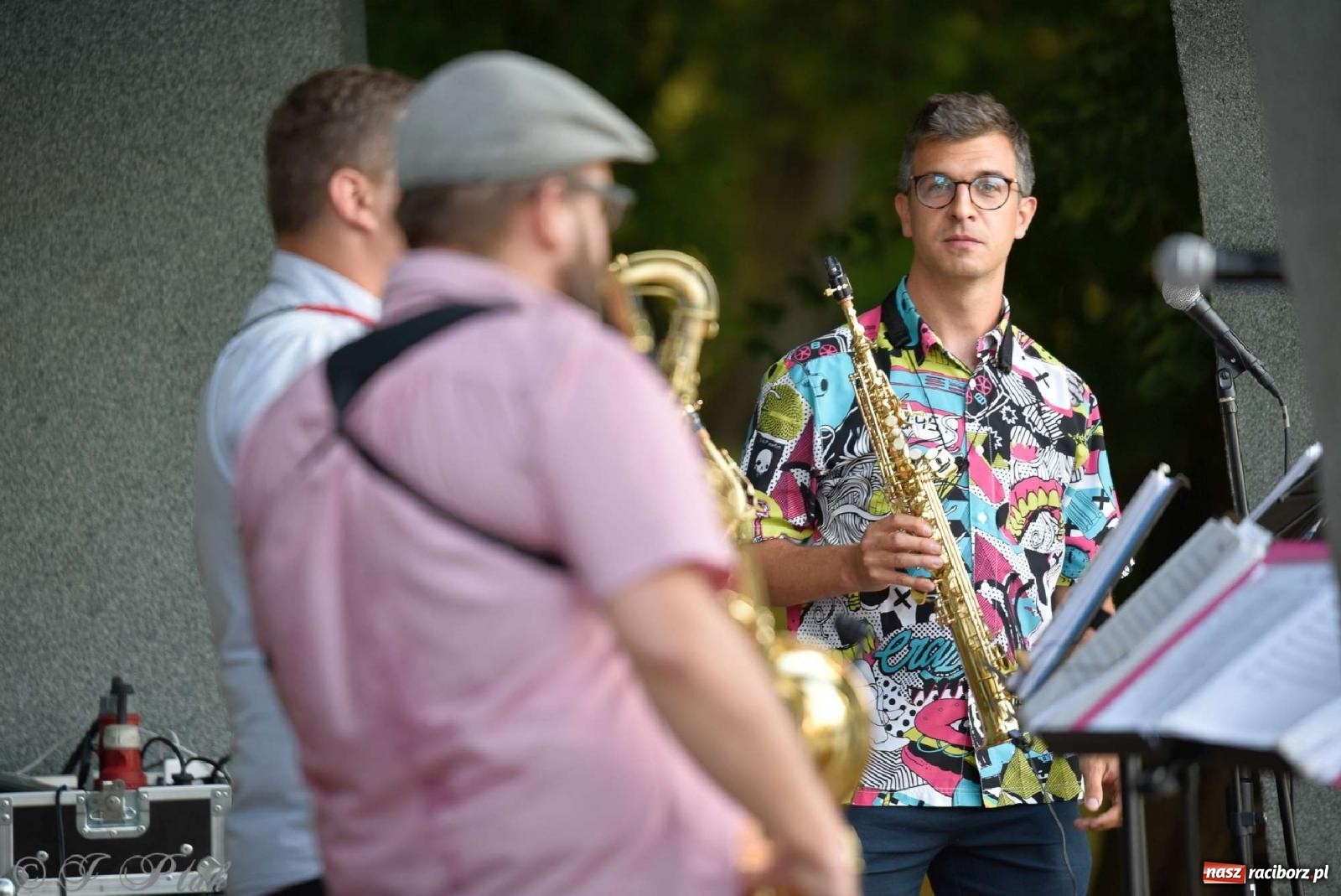 Zdjęcie w galerii na portalu naszraciborz.pl: Saksoholicy na letni wieczór w Raciborzu wiadomości z regionu