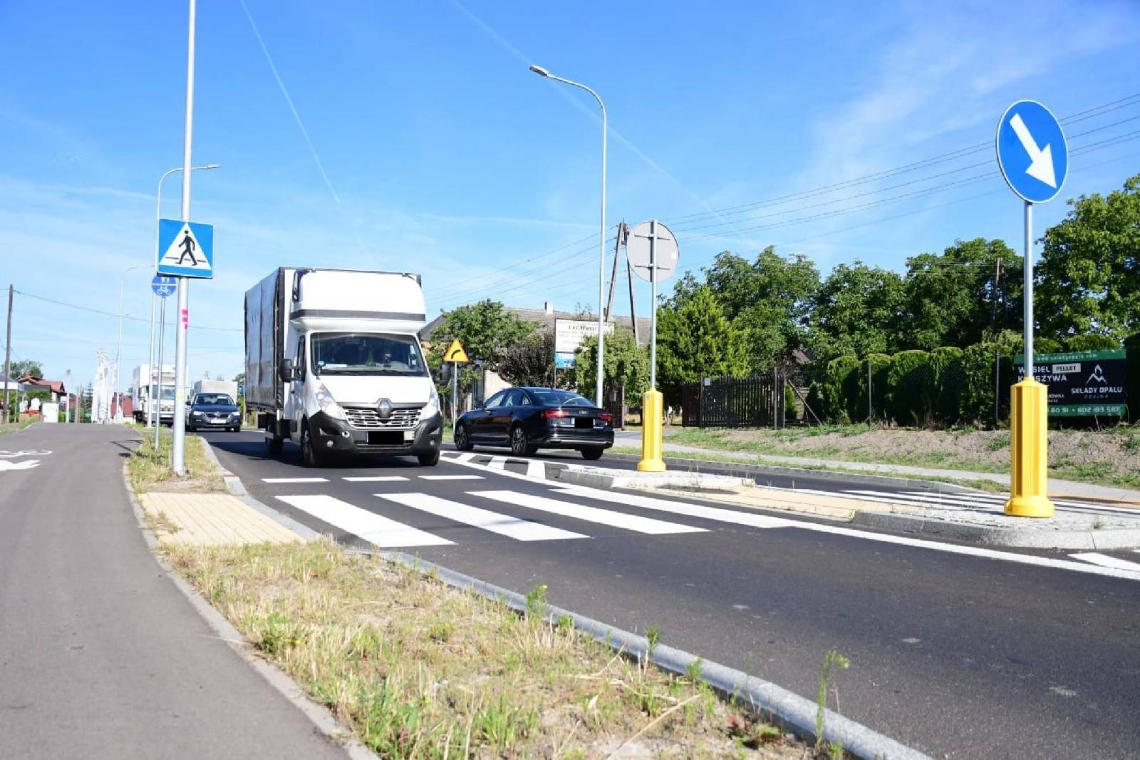 Zdjęcie w galerii na portalu naszraciborz.pl: Modernizacja DW 935 z przebudową ronda przy Mechaniku oficjalnie zakończone [FOTO i WIDEO] wiadomości z regionu