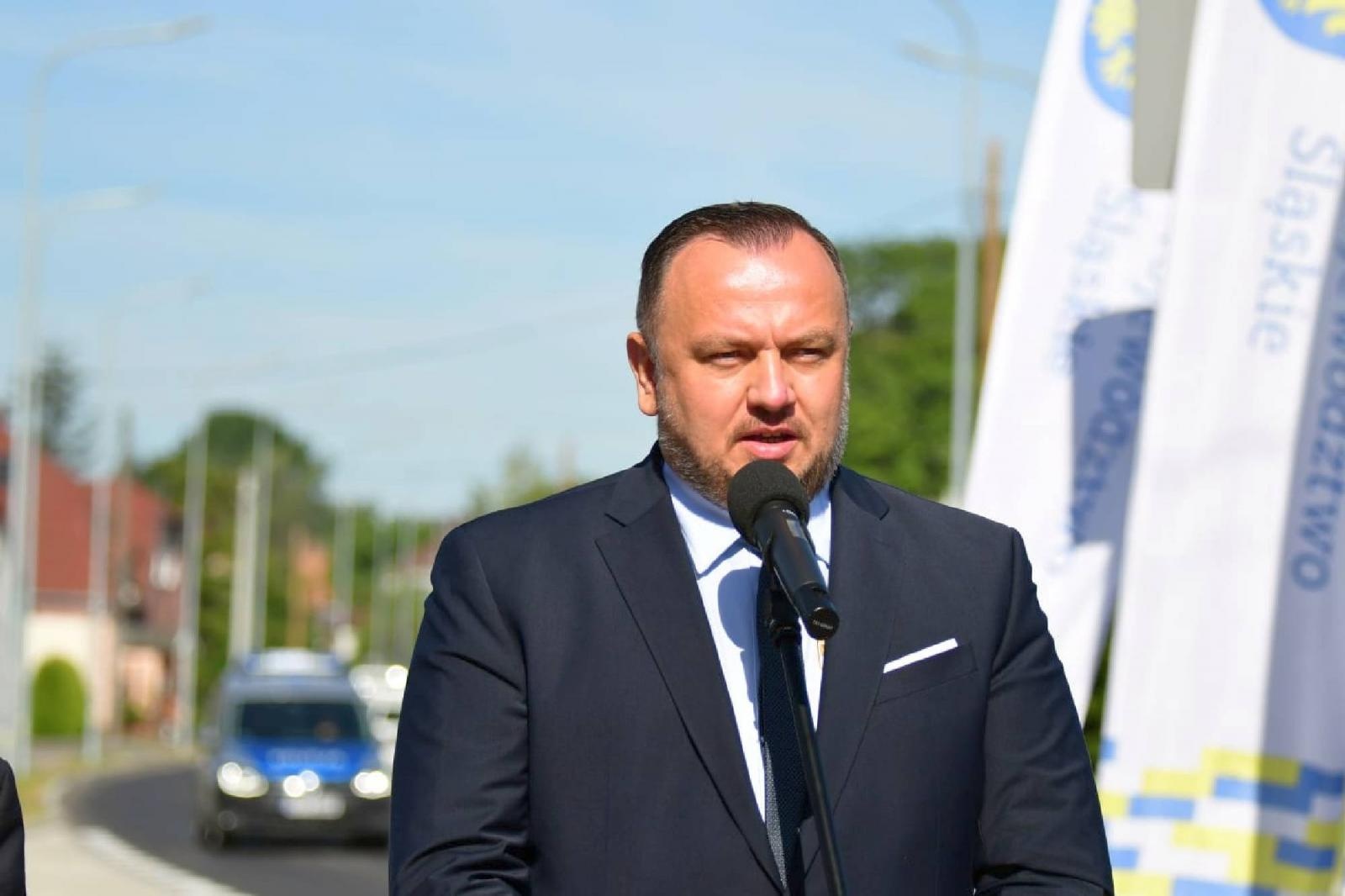 Zdjęcie w galerii na portalu naszraciborz.pl: Modernizacja DW 935 z przebudową ronda przy Mechaniku oficjalnie zakończone [FOTO i WIDEO] wiadomości z regionu