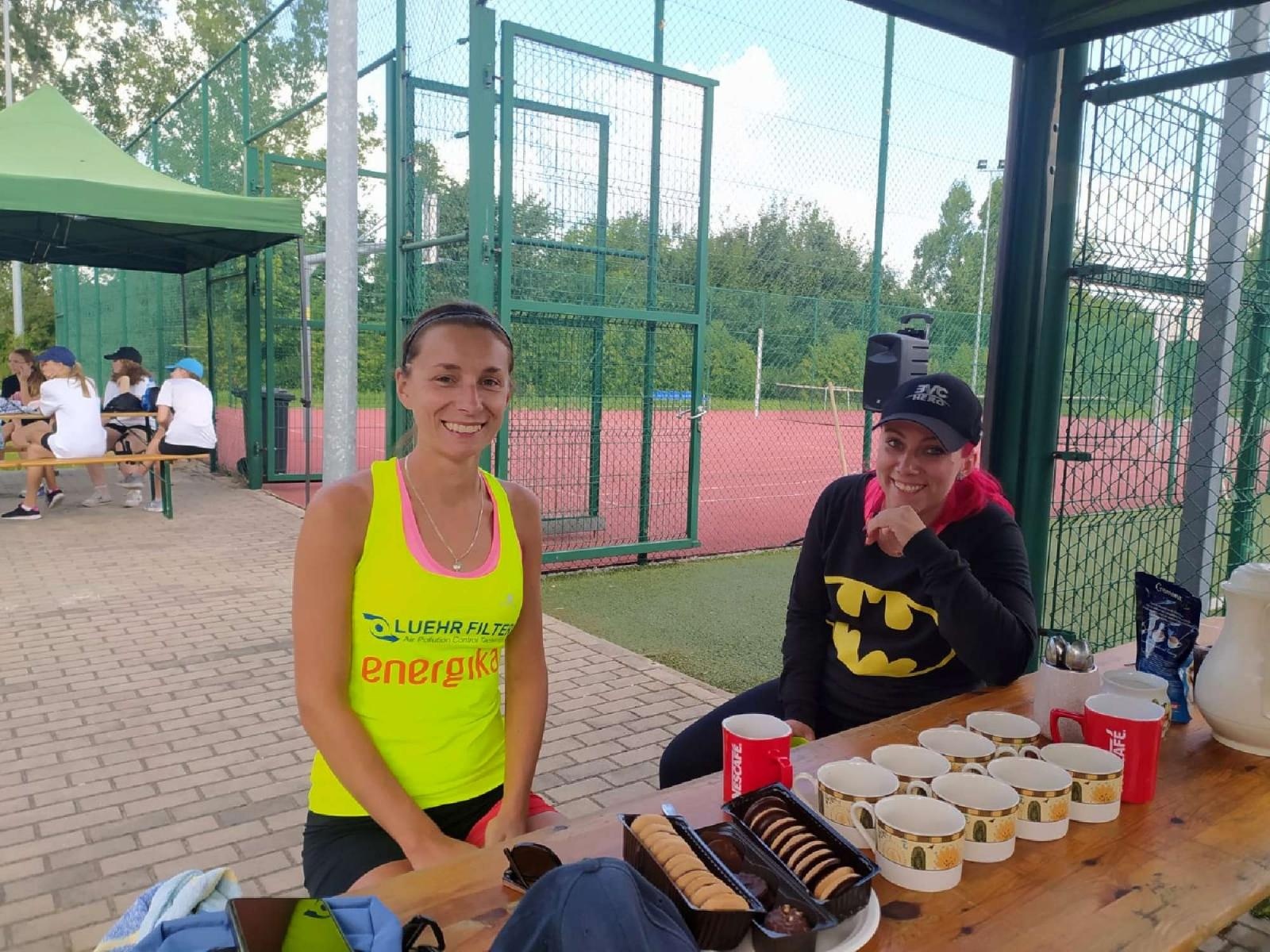 Zdjęcie w galerii na portalu naszraciborz.pl: Siatkówka. Wakacyjny turniej kobiet w Krzanowicach wiadomości z regionu