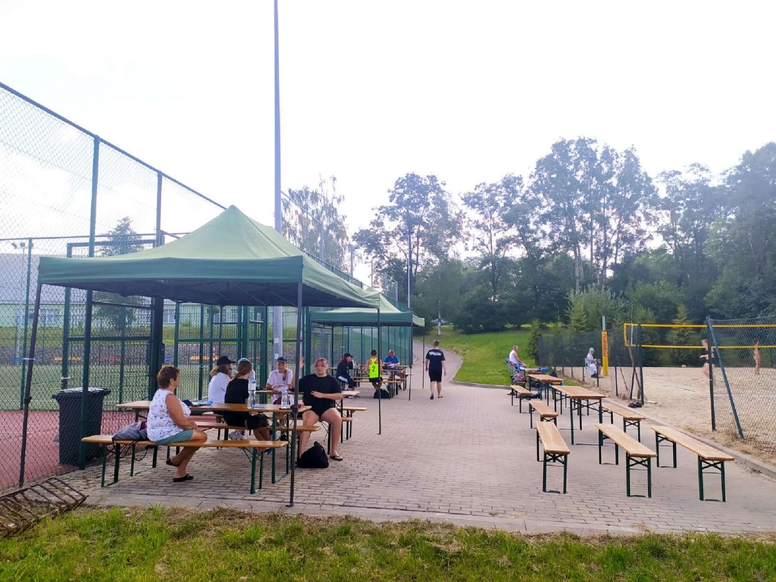 Zdjęcie w galerii na portalu naszraciborz.pl: Siatkówka. Wakacyjny turniej kobiet w Krzanowicach wiadomości z regionu