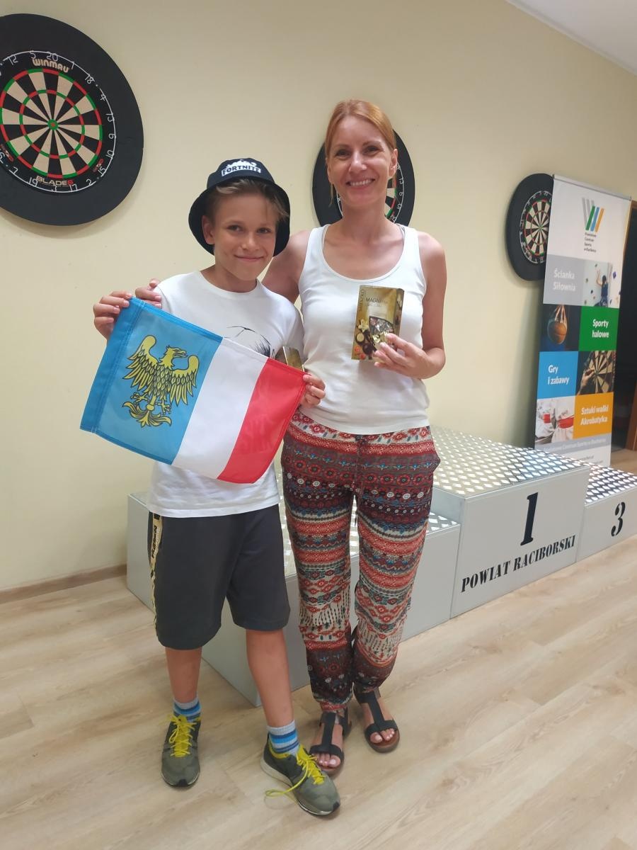 Zdjęcie w galerii na portalu naszraciborz.pl: Wakacje w powiecie. Układanie puzzli na czas [FOTO] wiadomości z regionu