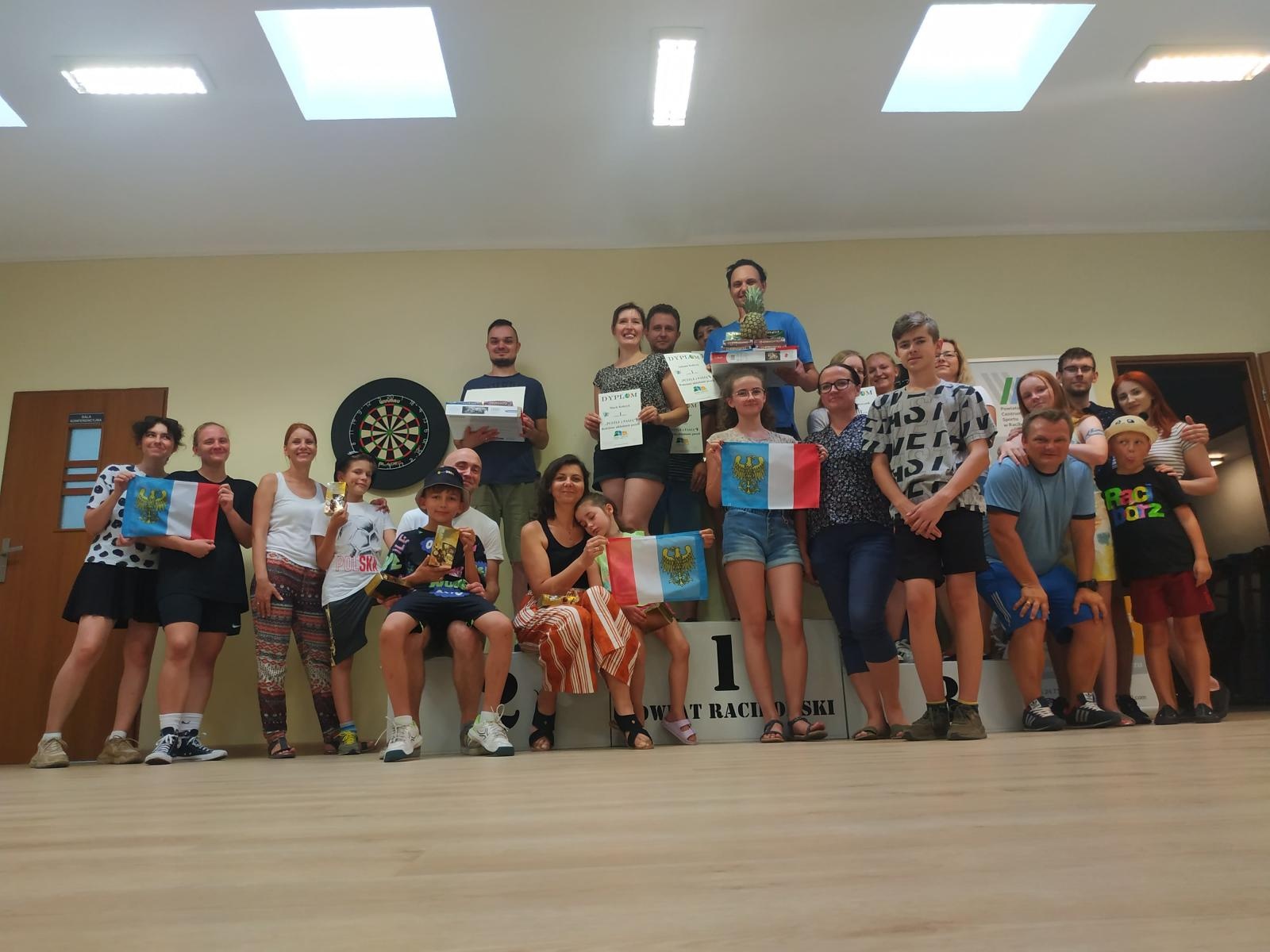 Zdjęcie w galerii na portalu naszraciborz.pl: Wakacje w powiecie. Układanie puzzli na czas [FOTO] wiadomości z regionu