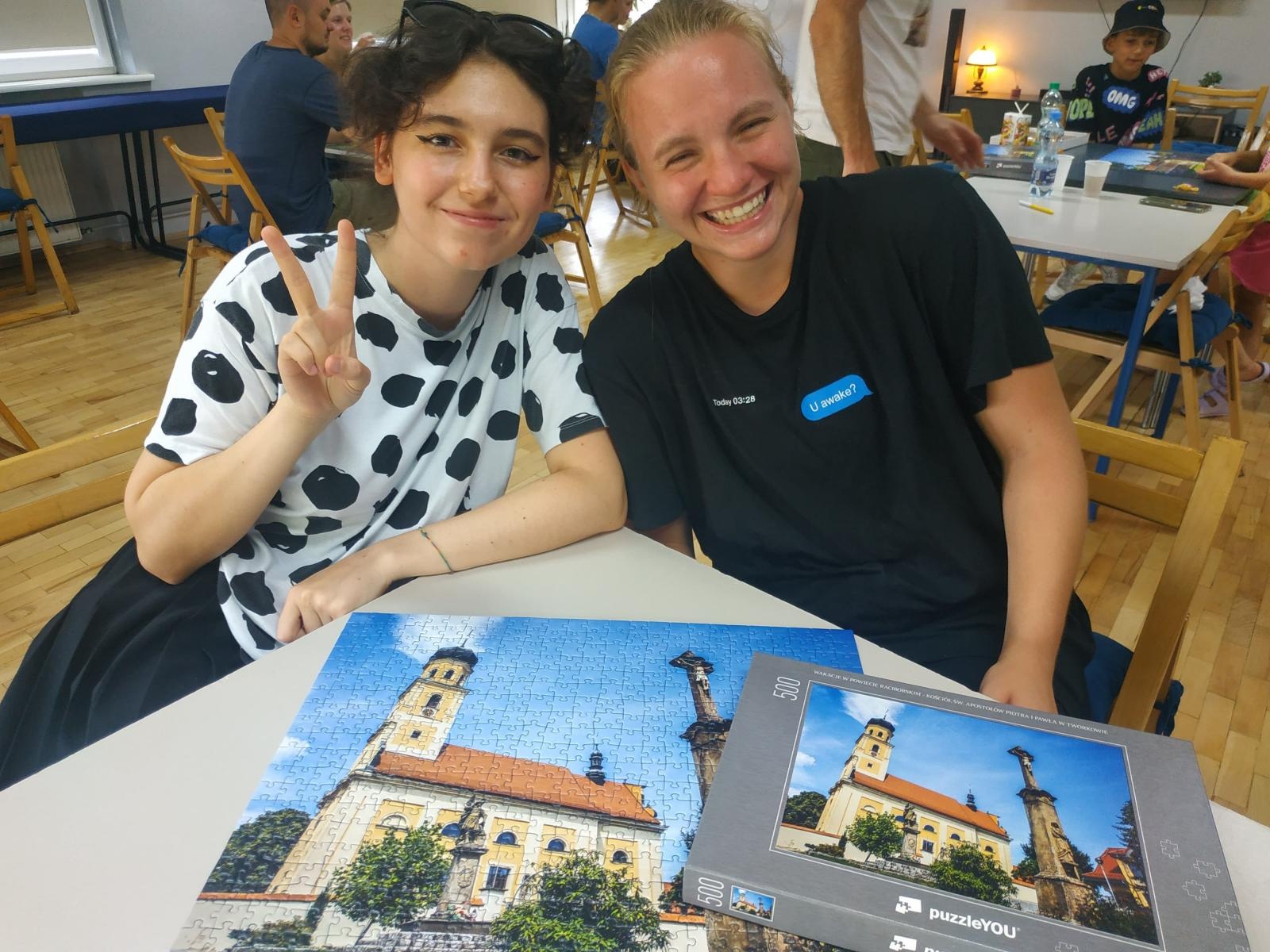 Zdjęcie w galerii na portalu naszraciborz.pl: Wakacje w powiecie. Układanie puzzli na czas [FOTO] wiadomości z regionu