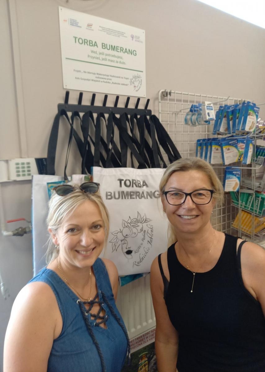 Zdjęcie w galerii na portalu naszraciborz.pl: W Rudniku i Łubowicach pojawiły się torby bumerang wiadomości z regionu