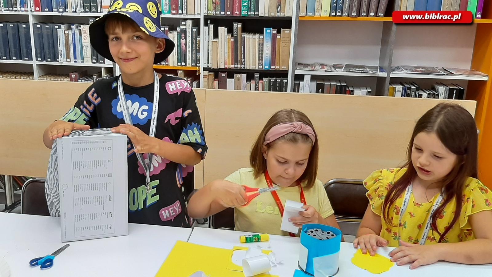 Zdjęcie w galerii na portalu naszraciborz.pl: Wakacyjna noc w bibliotecznej Krainie Czarów wiadomości z regionu