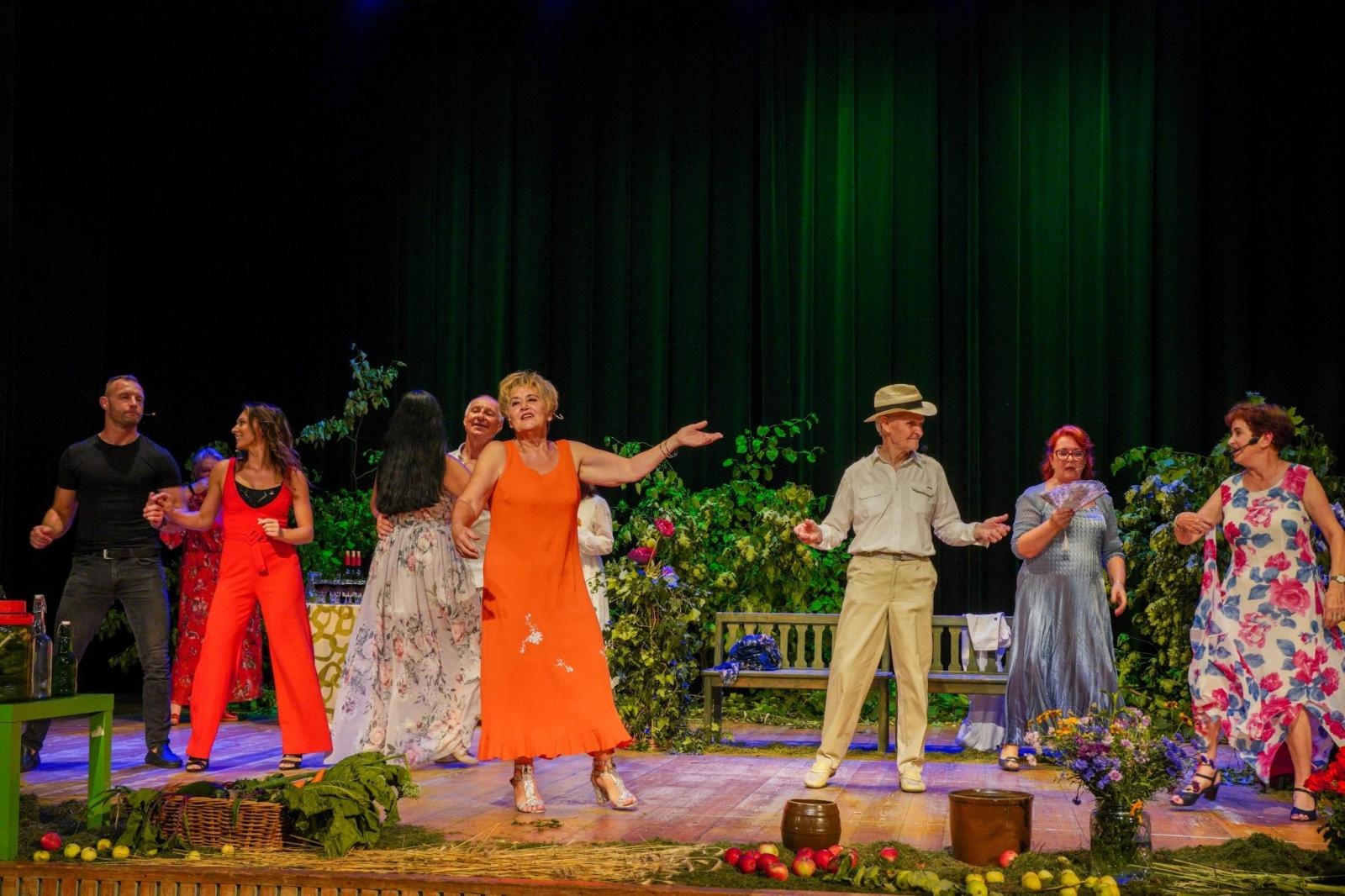 Zdjęcie w galerii na portalu naszraciborz.pl: Lipcowe show i piąte urodziny teatru Senioralne Forte [WIDEO] wiadomości z regionu