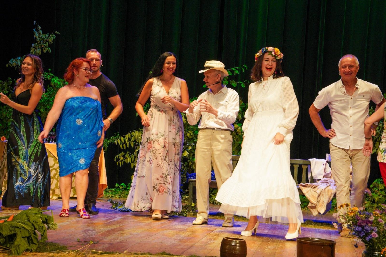 Zdjęcie w galerii na portalu naszraciborz.pl: Lipcowe show i piąte urodziny teatru Senioralne Forte [WIDEO] wiadomości z regionu