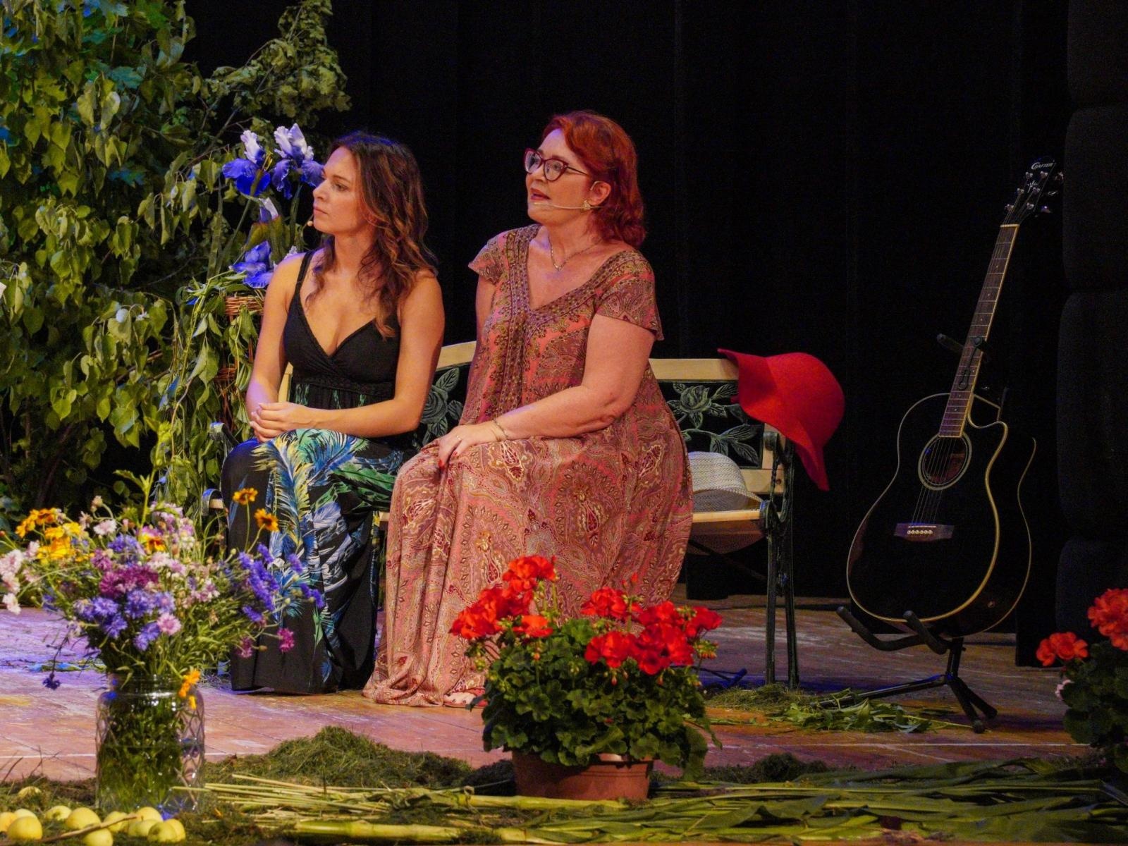 Zdjęcie w galerii na portalu naszraciborz.pl: Lipcowe show i piąte urodziny teatru Senioralne Forte [WIDEO] wiadomości z regionu