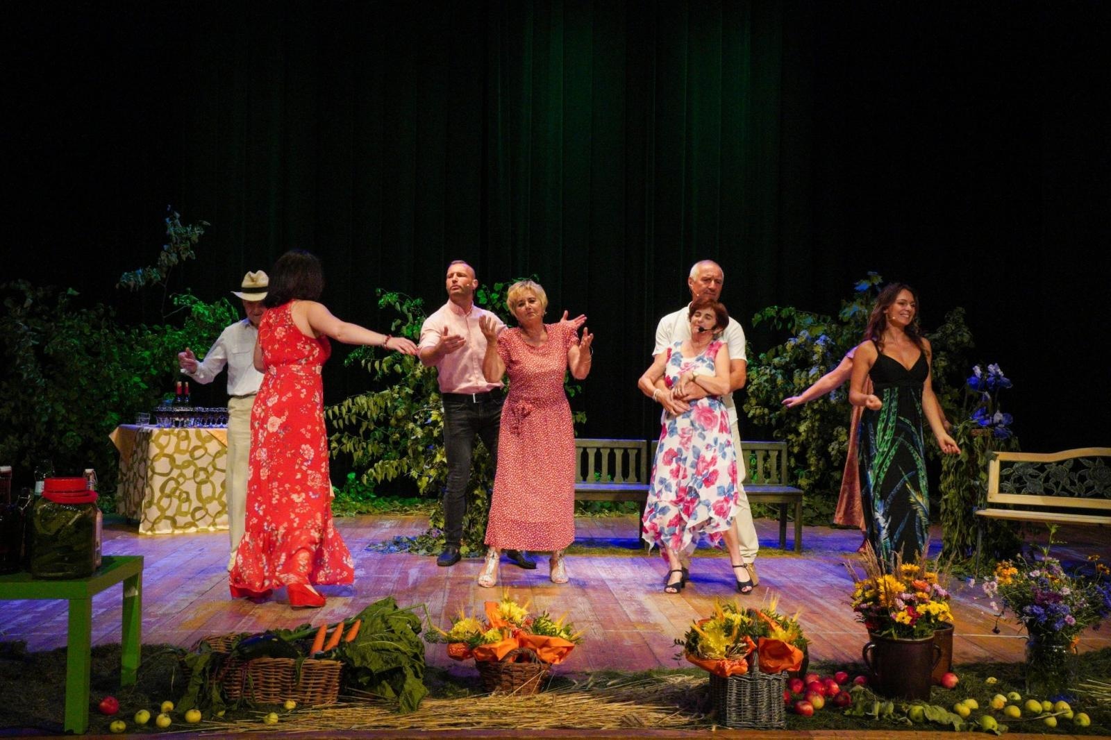 Zdjęcie w galerii na portalu naszraciborz.pl: Lipcowe show i piąte urodziny teatru Senioralne Forte [WIDEO] wiadomości z regionu