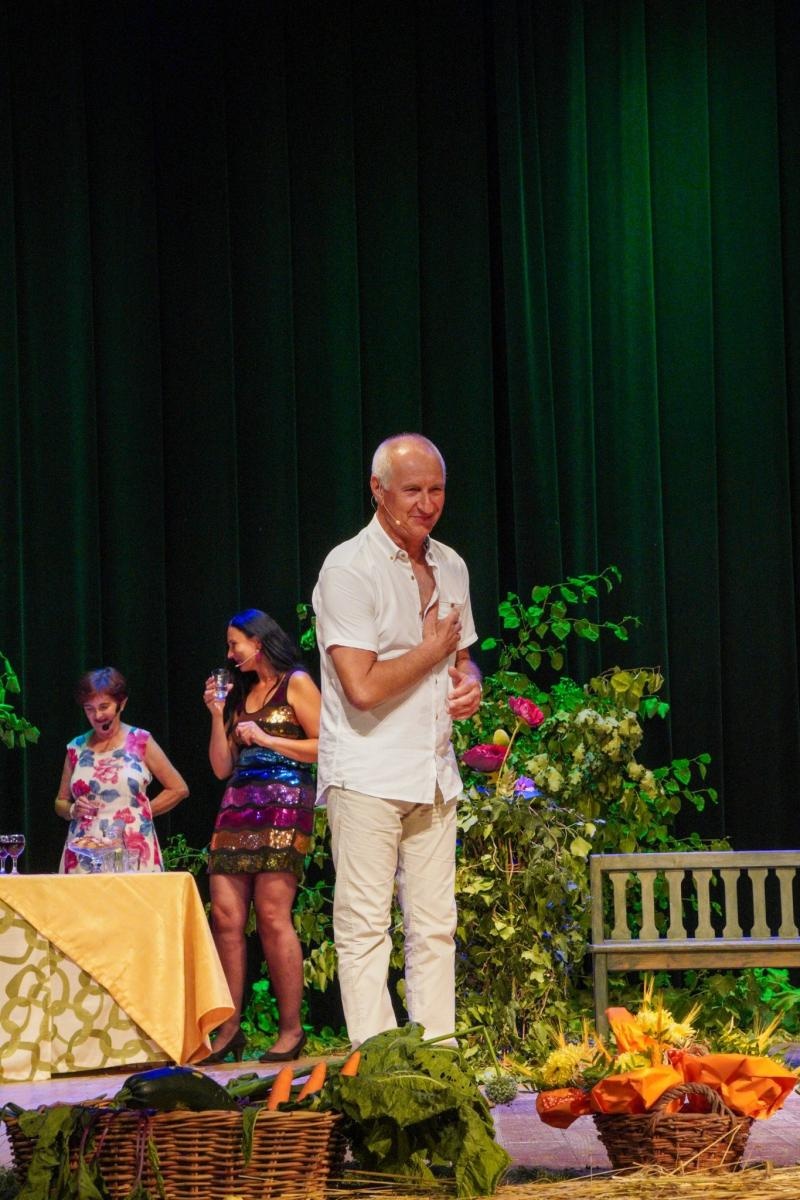 Zdjęcie w galerii na portalu naszraciborz.pl: Lipcowe show i piąte urodziny teatru Senioralne Forte [WIDEO] wiadomości z regionu