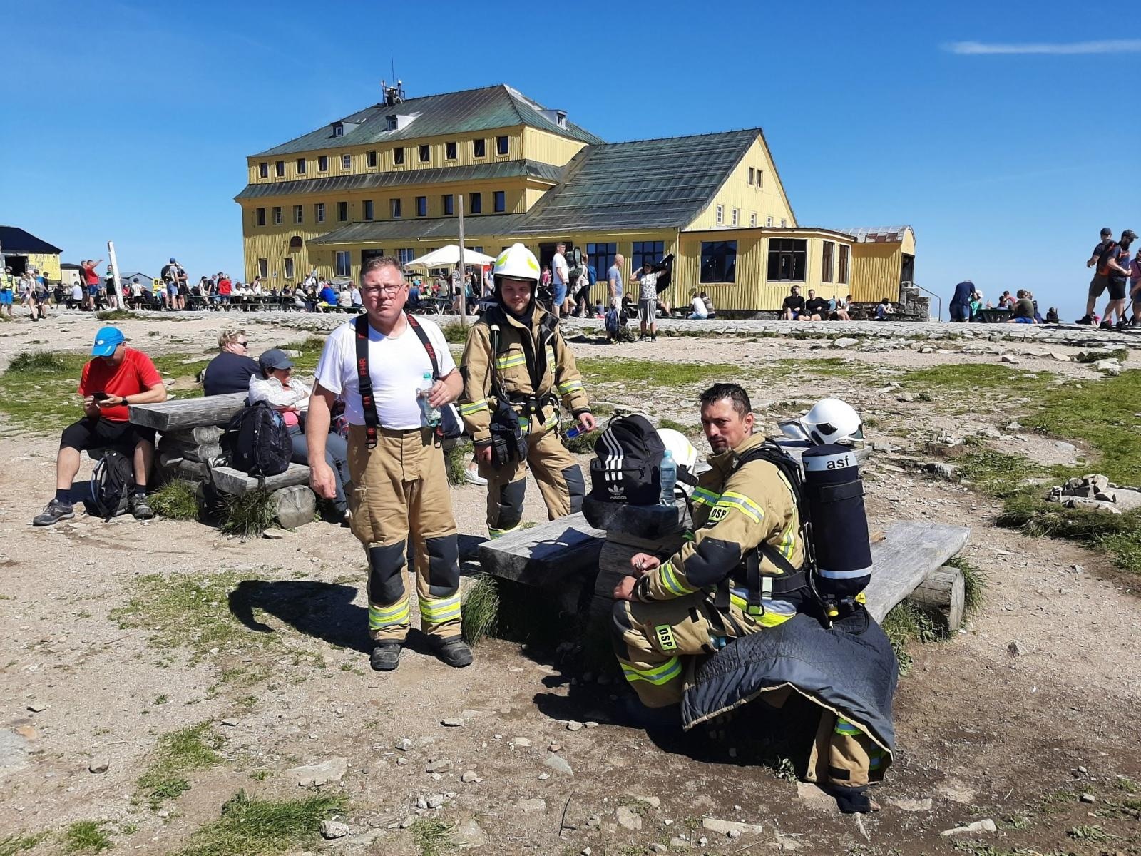 Zdjęcie w galerii na portalu naszraciborz.pl: Kolejne dwa szczyty na koncie strażaków z Samborowic i Krzyżanowic [FOTO] wiadomości z regionu