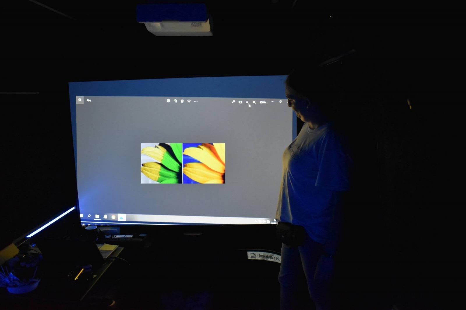 Zdjęcie w galerii na portalu naszraciborz.pl: Wakacje na zamku z naukobusem i wirtualną rzeczywistością wiadomości z regionu